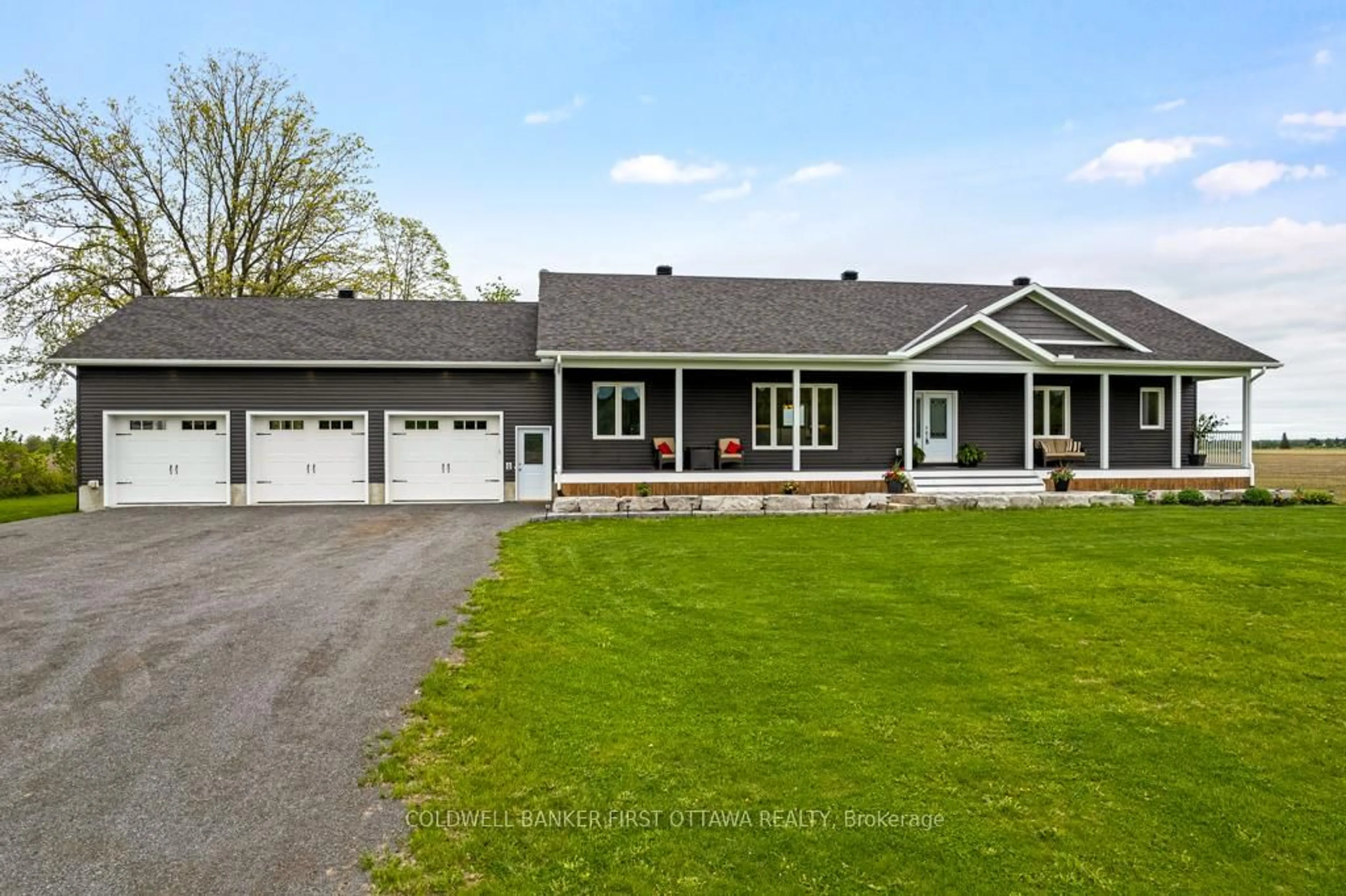 Home with vinyl exterior material, street for 800 Waba Rd, Pakenham Ontario K0A 2X0
