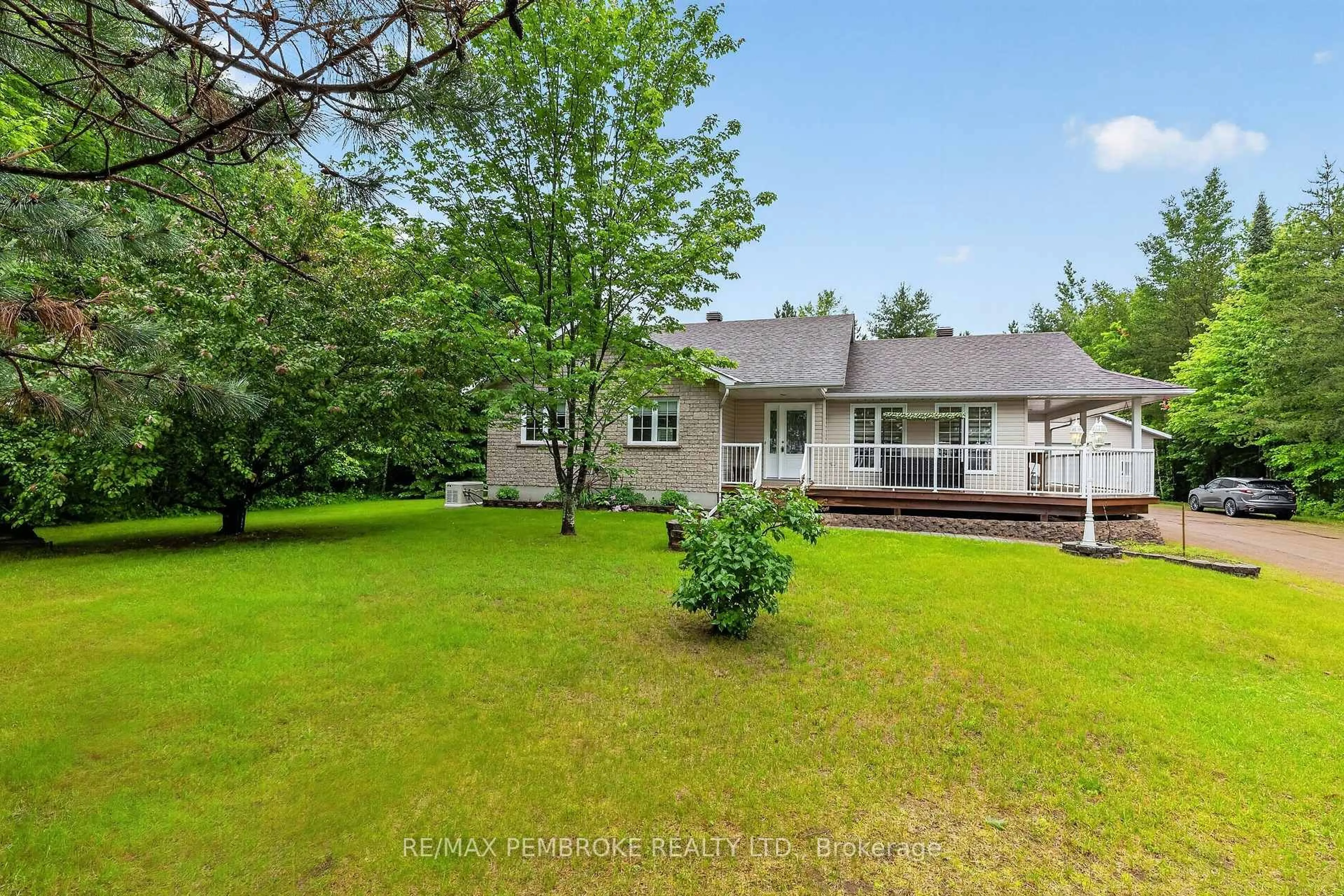 A pic from outside/outdoor area/front of a property/back of a property/a pic from drone, water/lake/river/ocean view for 246 Blackbay Rd, Petawawa Ontario K8H 2W8
