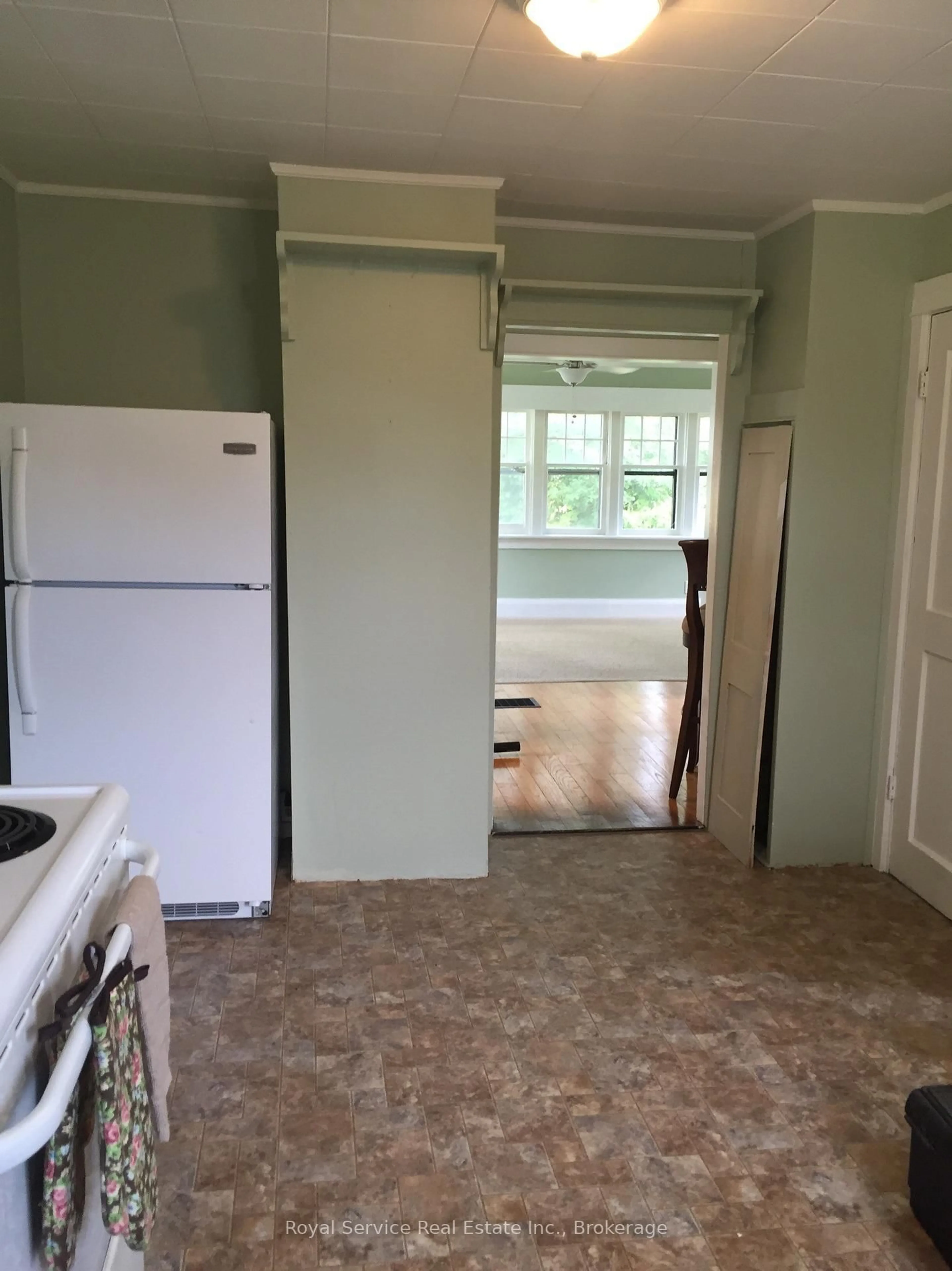 Standard kitchen, unknown for 5418 Lakeshore Dr, Hamilton Township Ontario K0K 2H0