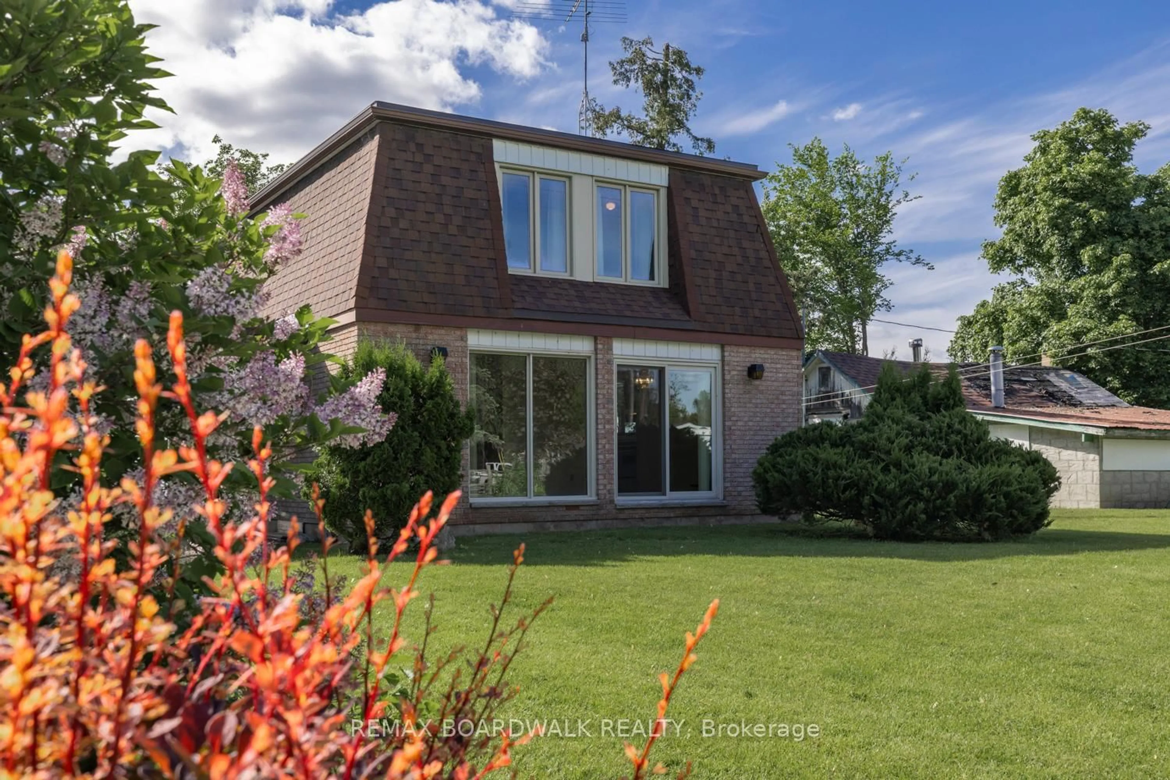 Home with brick exterior material, street for 104 Avenue 4a, Carleton Place Ontario K7C 3P2
