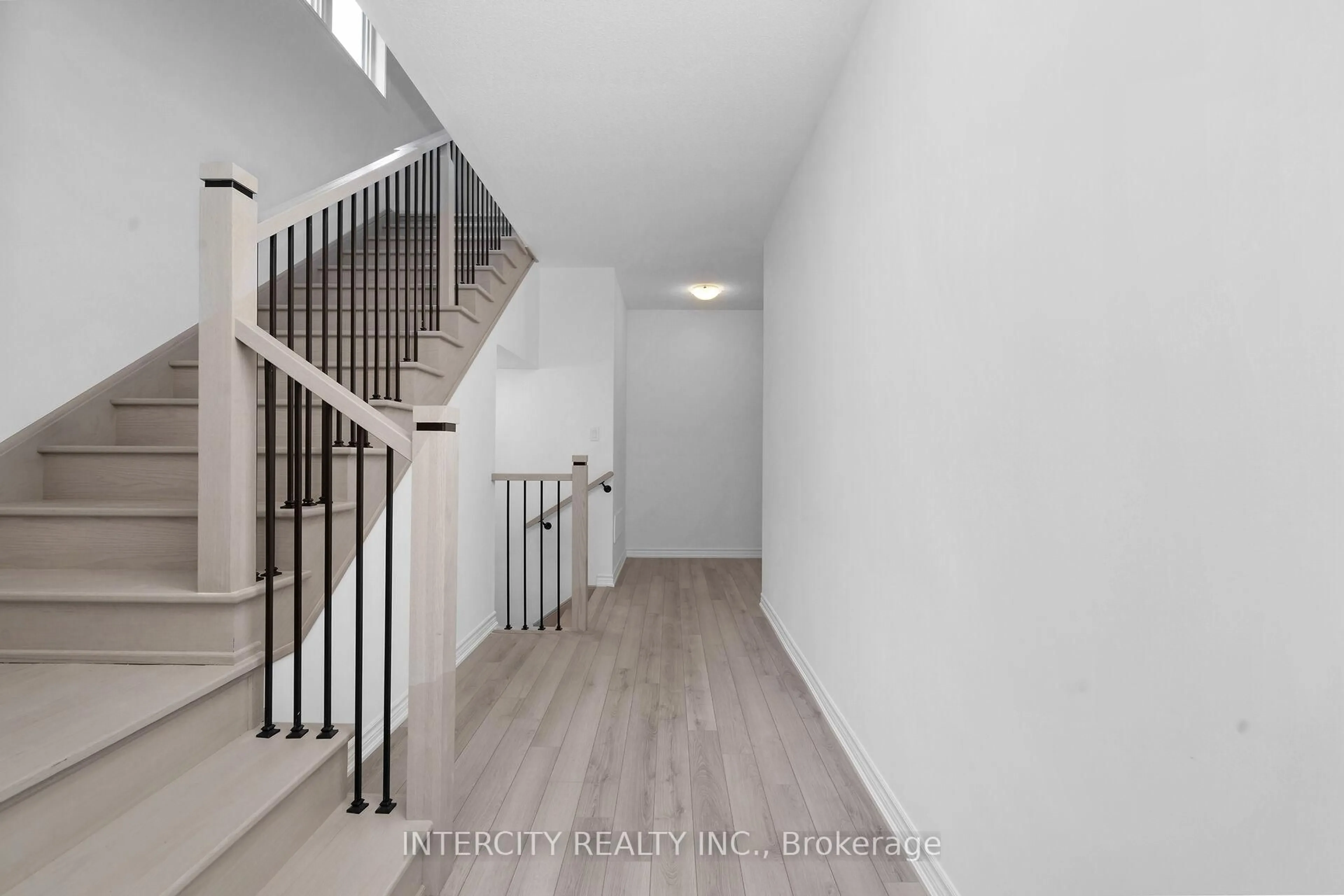 Unknown for 75 Mcgill Ave, Erin Ontario N0B 1T0