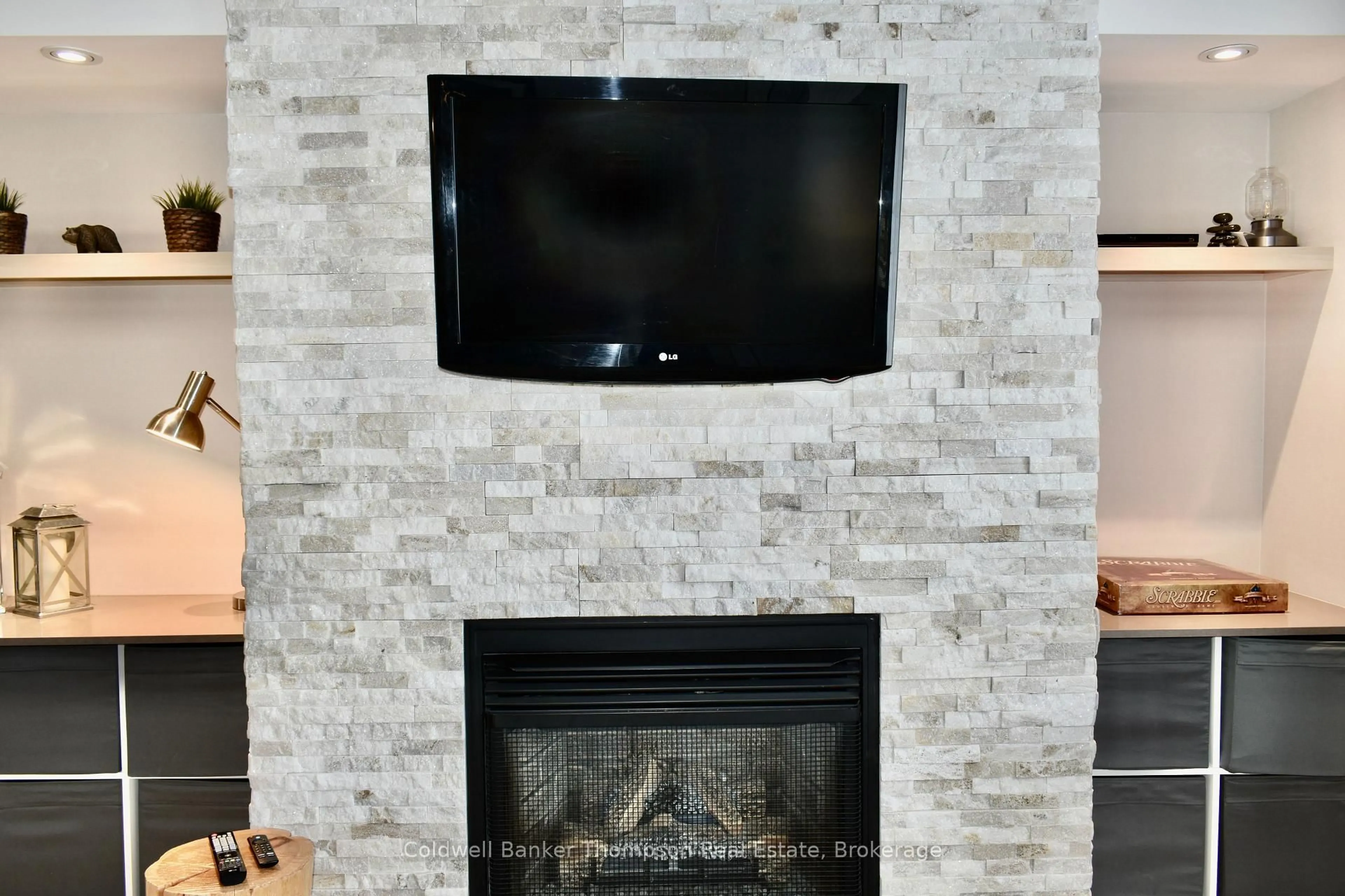 Home theater for 1234 DEERHURST, SUMMIT LODGE Dr #54-208, Huntsville Ontario P1H 2E8