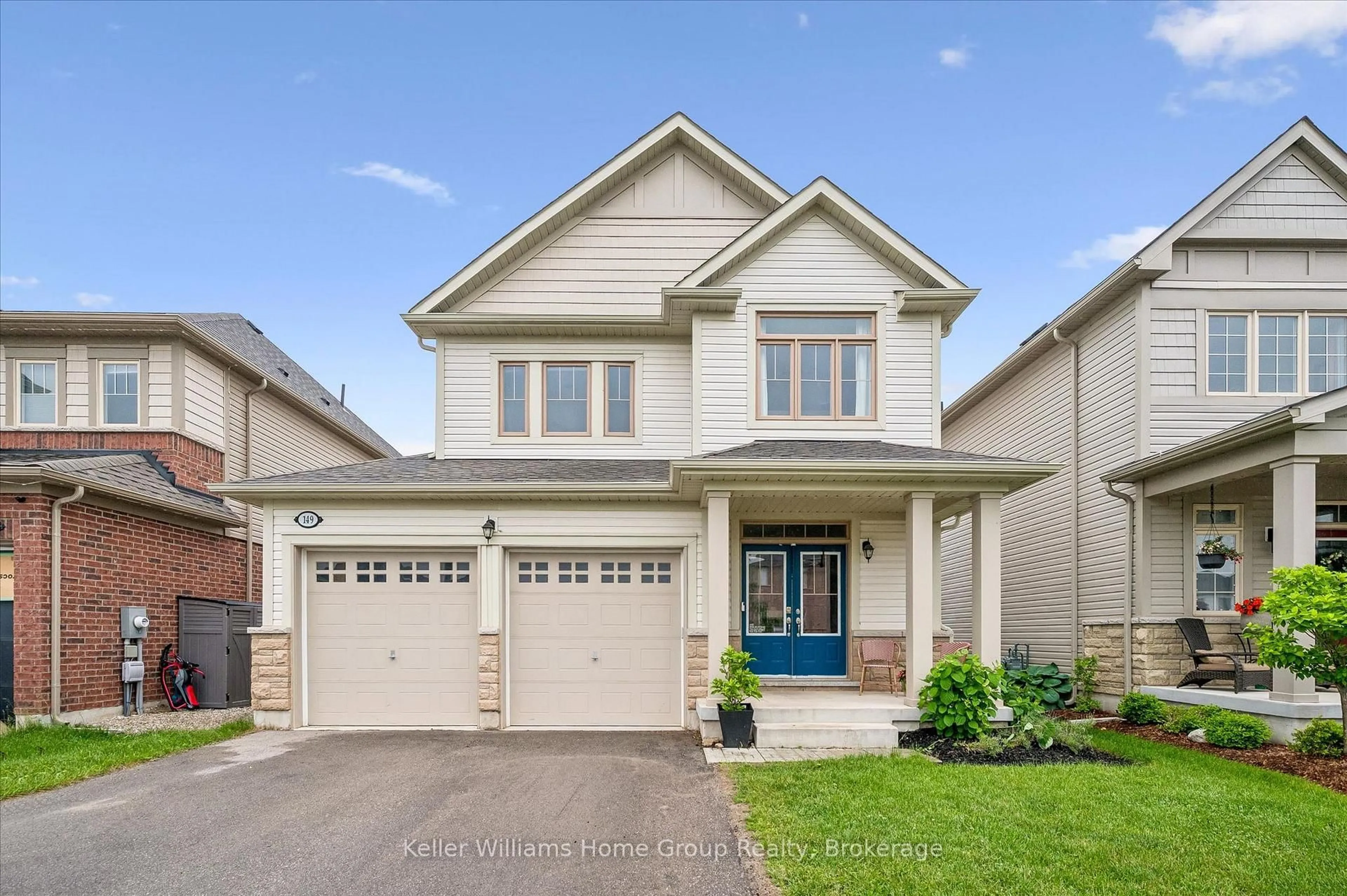 Home with vinyl exterior material, street for 149 Elliot Ave, Centre Wellington Ontario N1M 0G8
