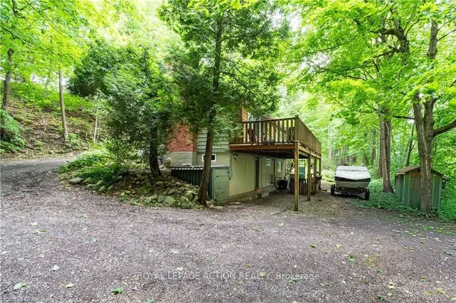 551 East River Rd, Brant 5