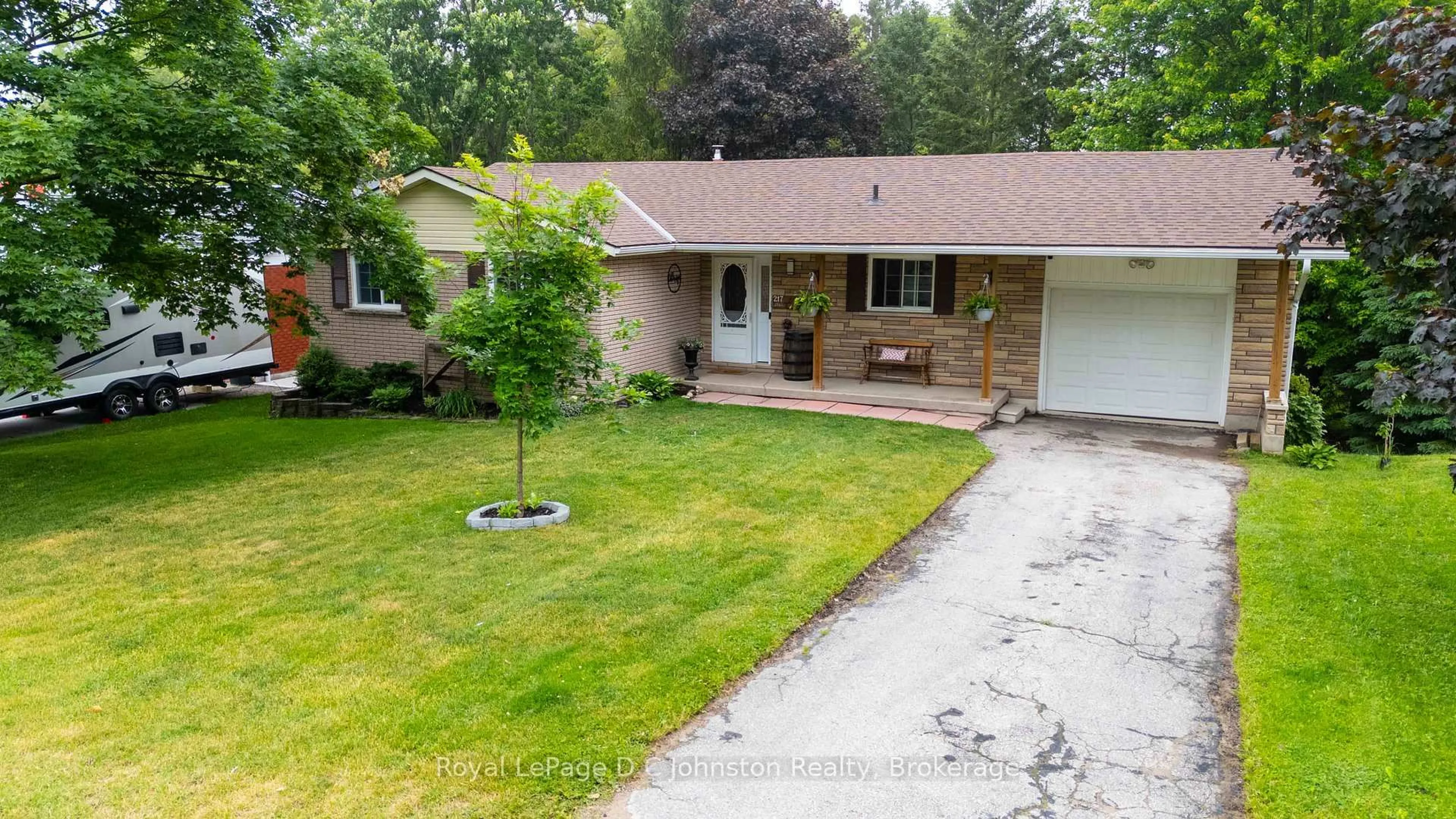 A pic from outside/outdoor area/front of a property/back of a property/a pic from drone, street for 217 Albert St, Arran-Elderslie Ontario N0G 2N0