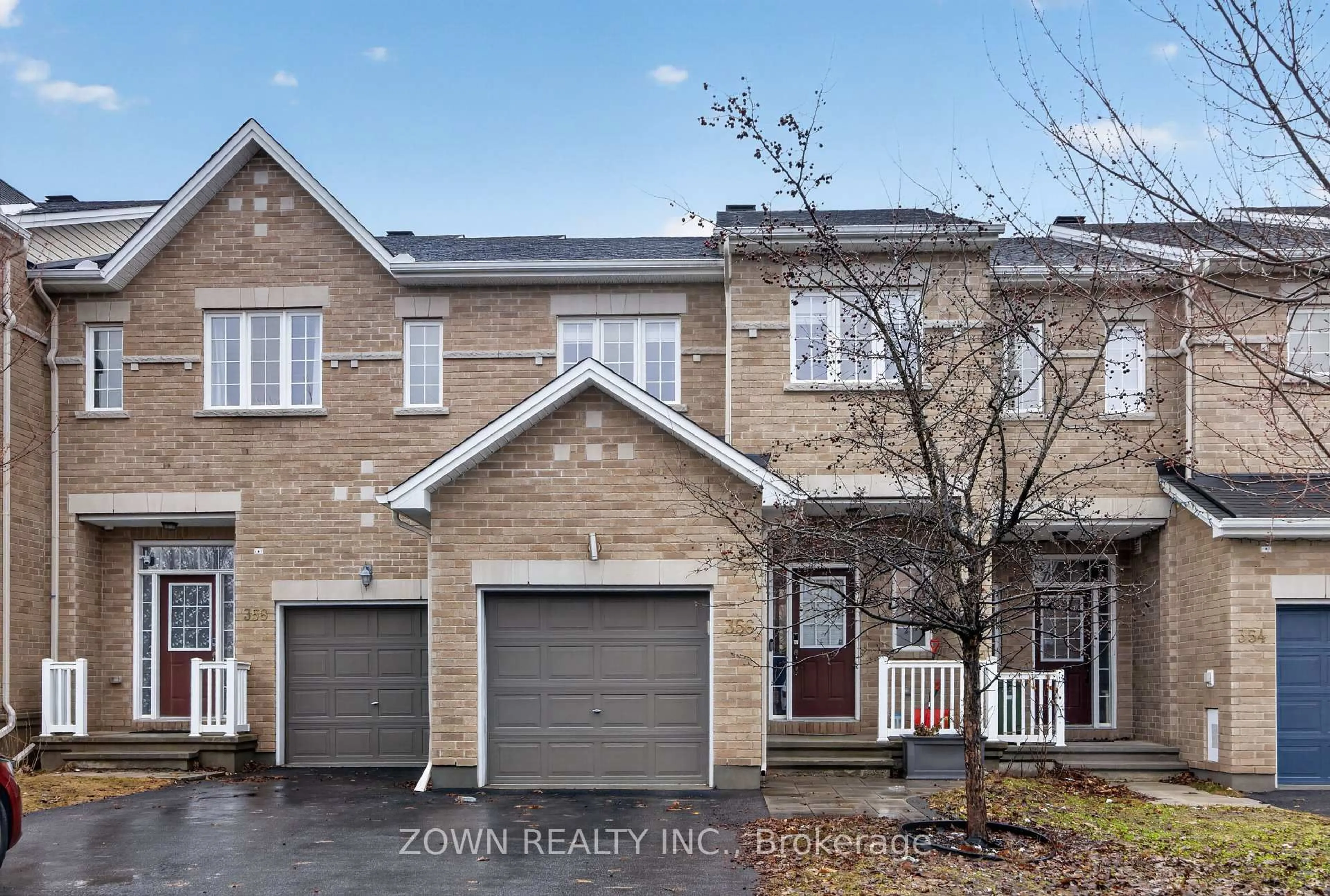 A pic from outside/outdoor area/front of a property/back of a property/a pic from drone, street for 356 Kingbrook Dr, Ottawa Ontario K2M 0G2