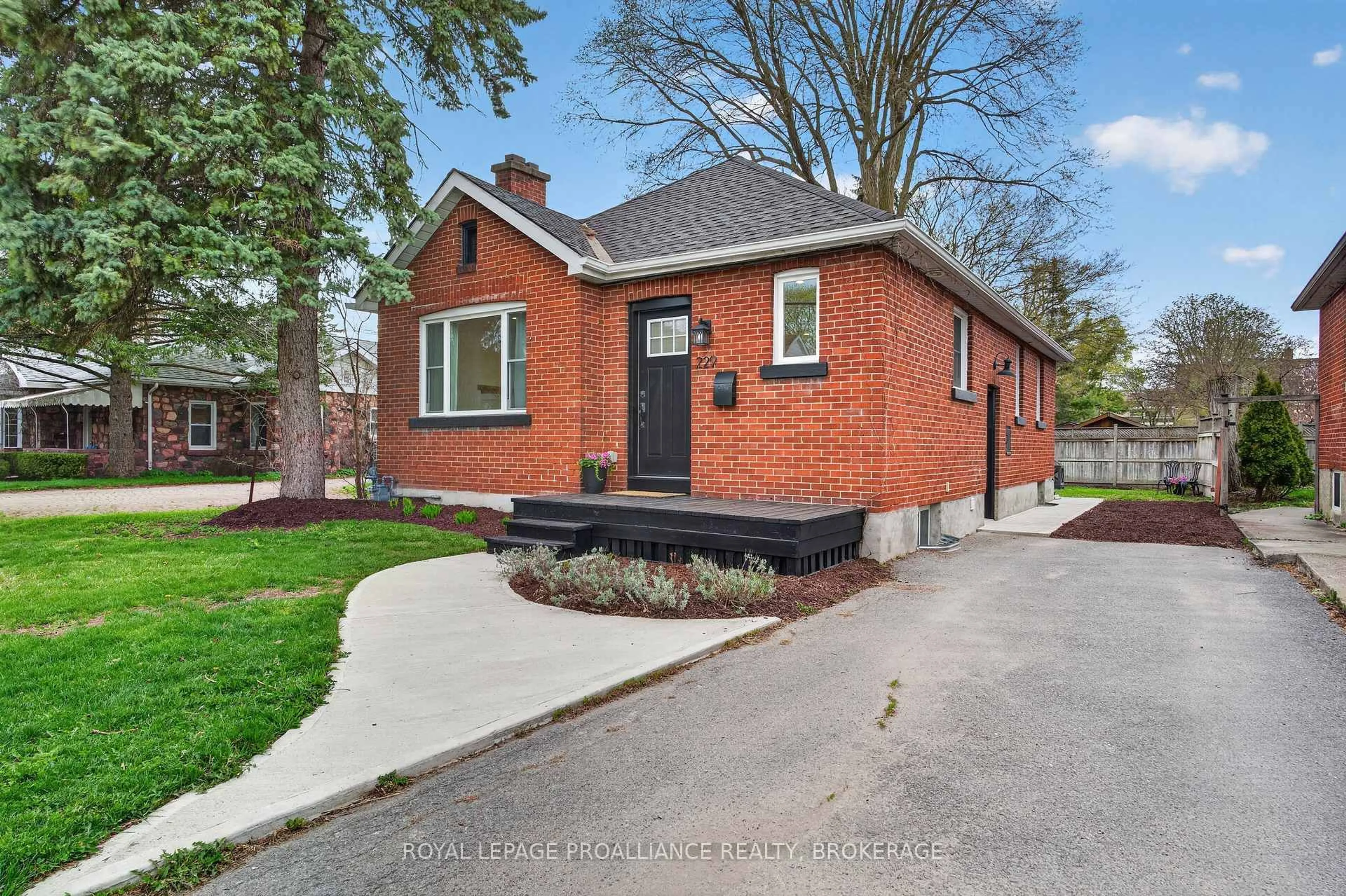 Home with brick exterior material, street for 229 Park St, Kingston Ontario K7L 1K4