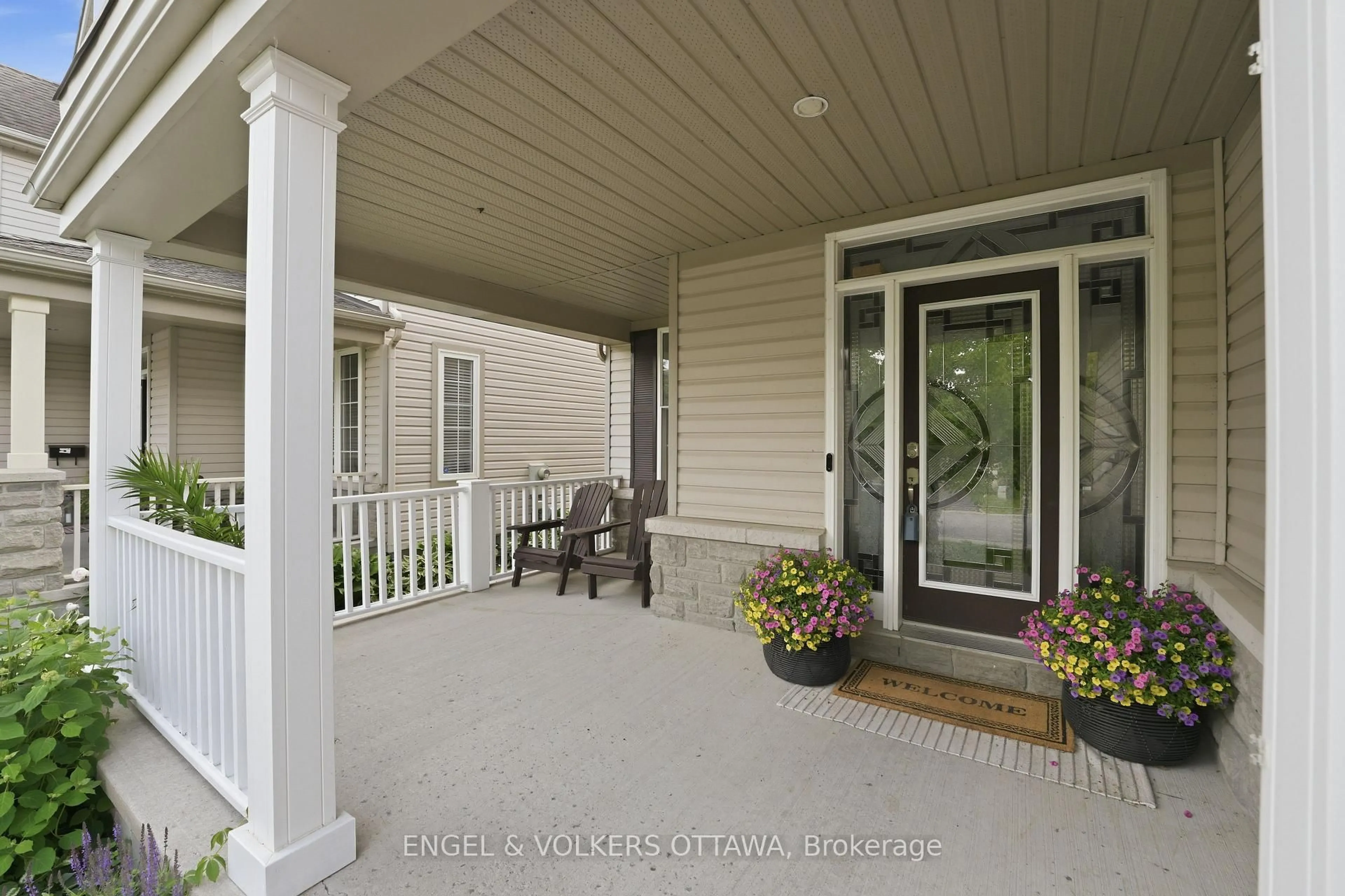 Unknown for 31 Leatherwood Cres, Ottawa Ontario K2J 4X9
