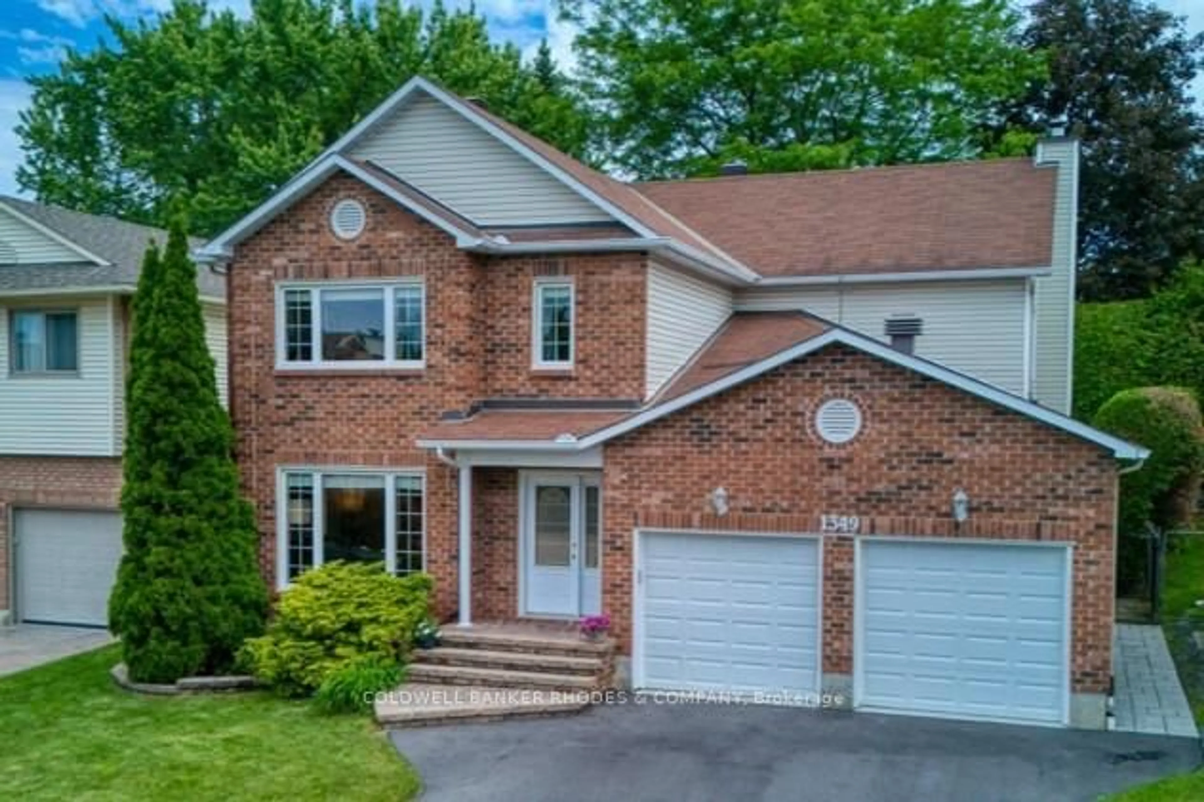 Home with brick exterior material, street for 1349 Gaultois Ave, Ottawa Ontario K1C 6G5