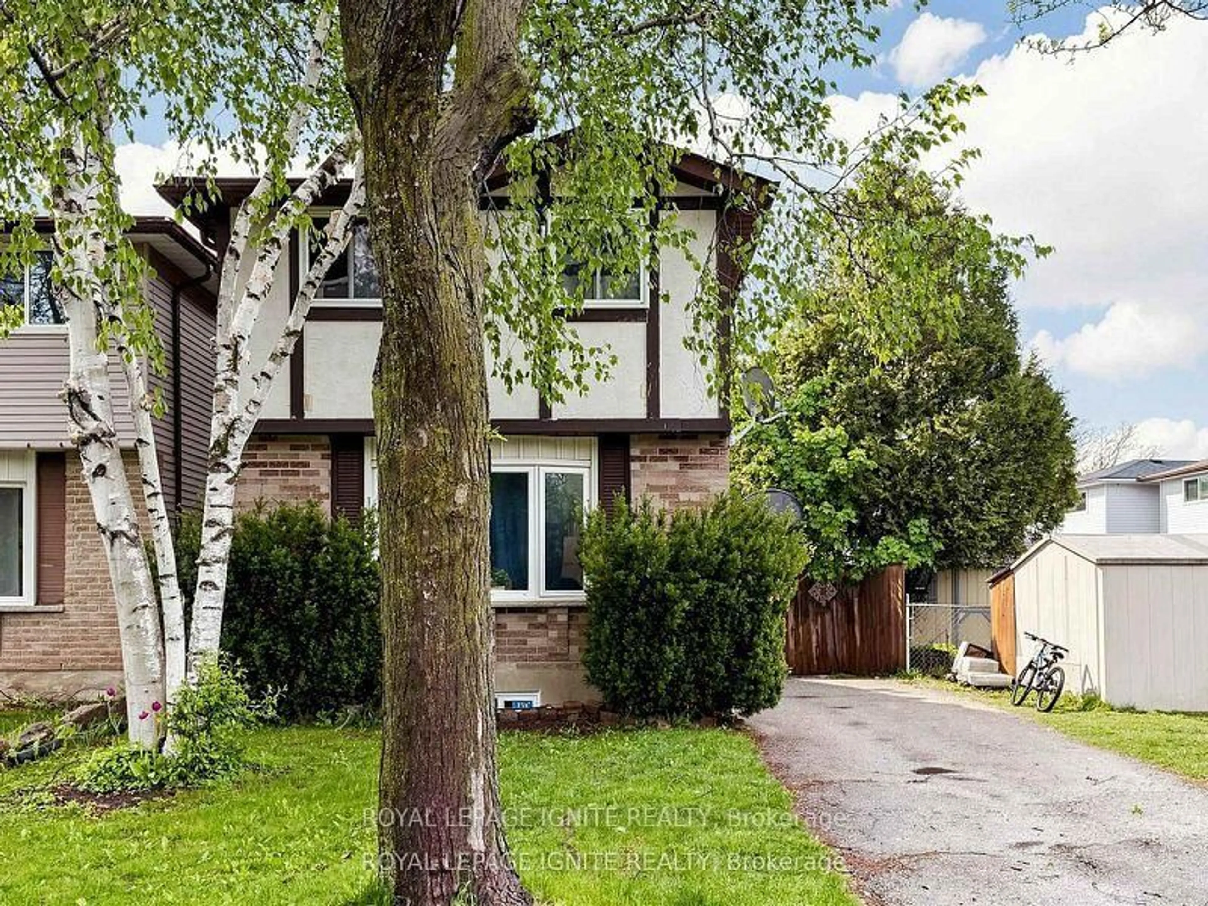 Home with brick exterior material, street for 6 Upton Cres, Guelph Ontario N1E 6P2