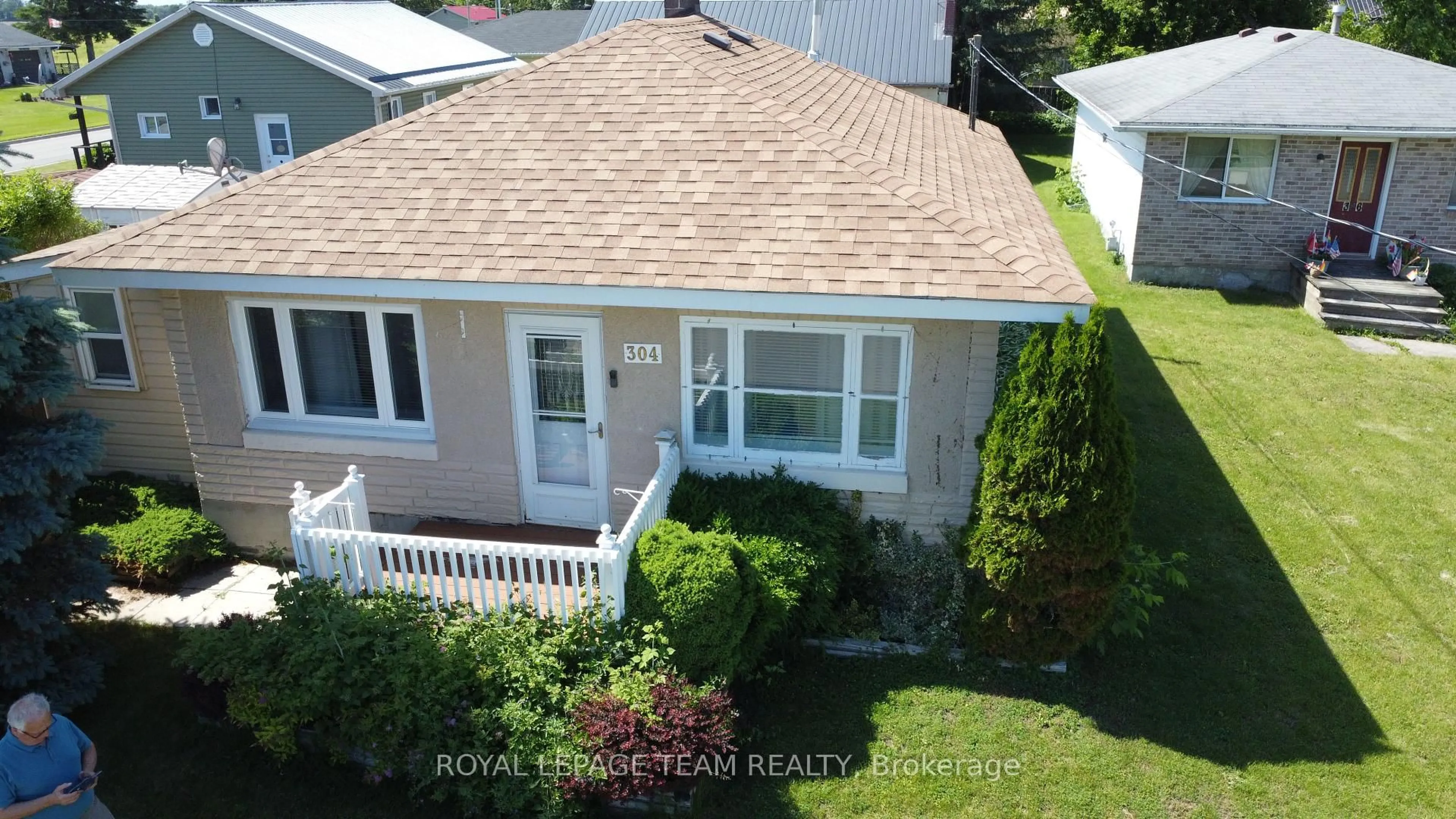 A pic from outside/outdoor area/front of a property/back of a property/a pic from drone, street for 191 Shanly Rd, Edwardsburgh/Cardinal Ontario K0E 1E0