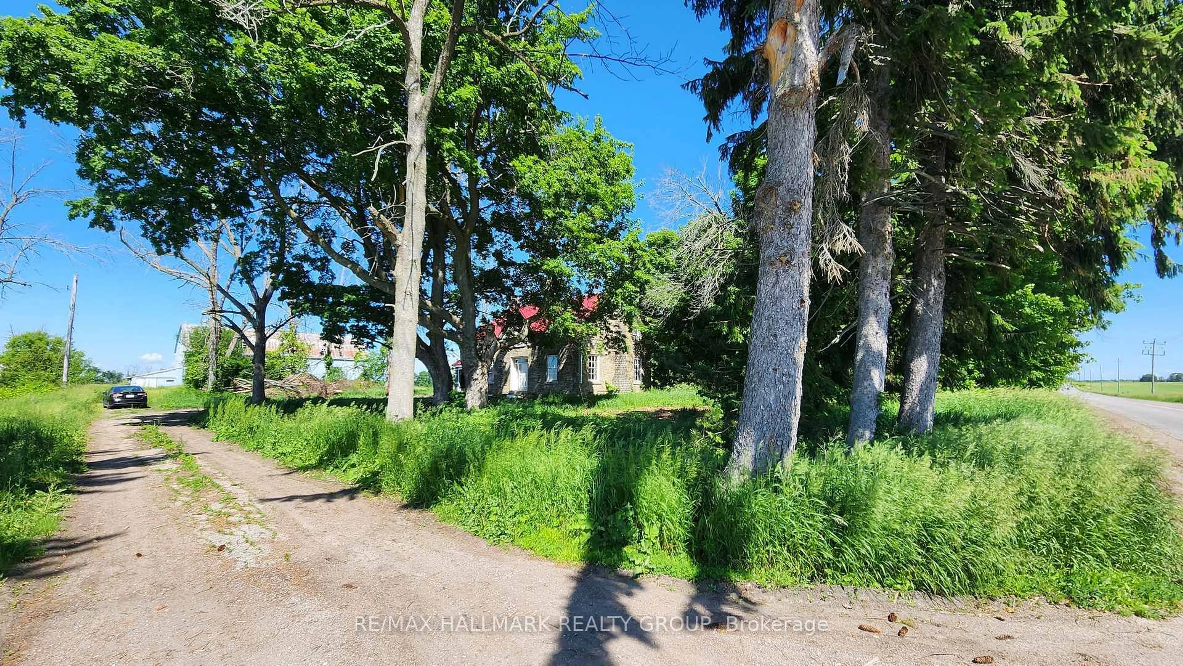 A pic from outside/outdoor area/front of a property/back of a property/a pic from drone, street for 2429 Hiscocks Rd, Front of Leeds & Seeleys Bay Ontario K7G 2V4