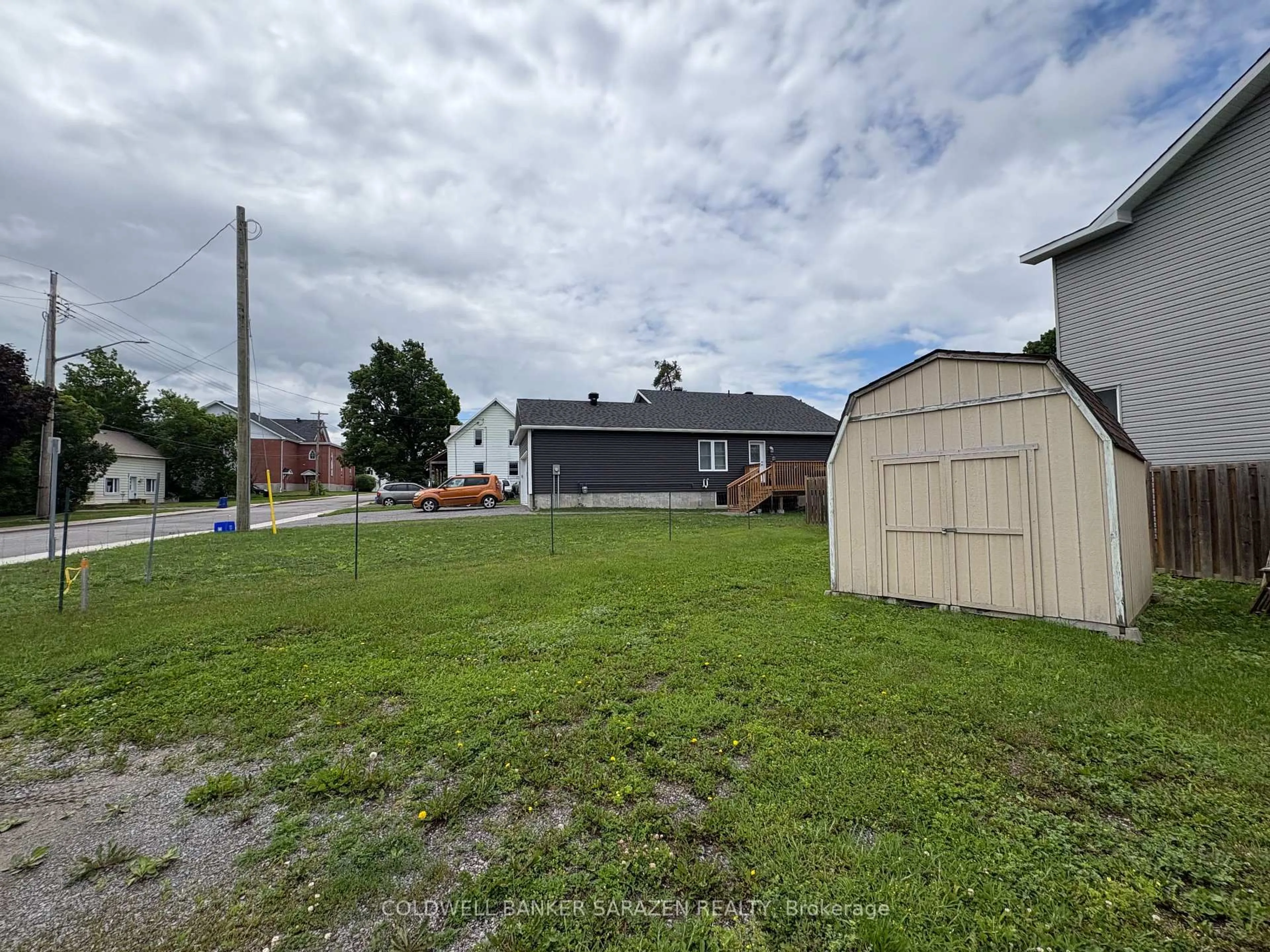 A pic from outside/outdoor area/front of a property/back of a property/a pic from drone, unknown for 5 Norma St, Arnprior Ontario K7S 3B2