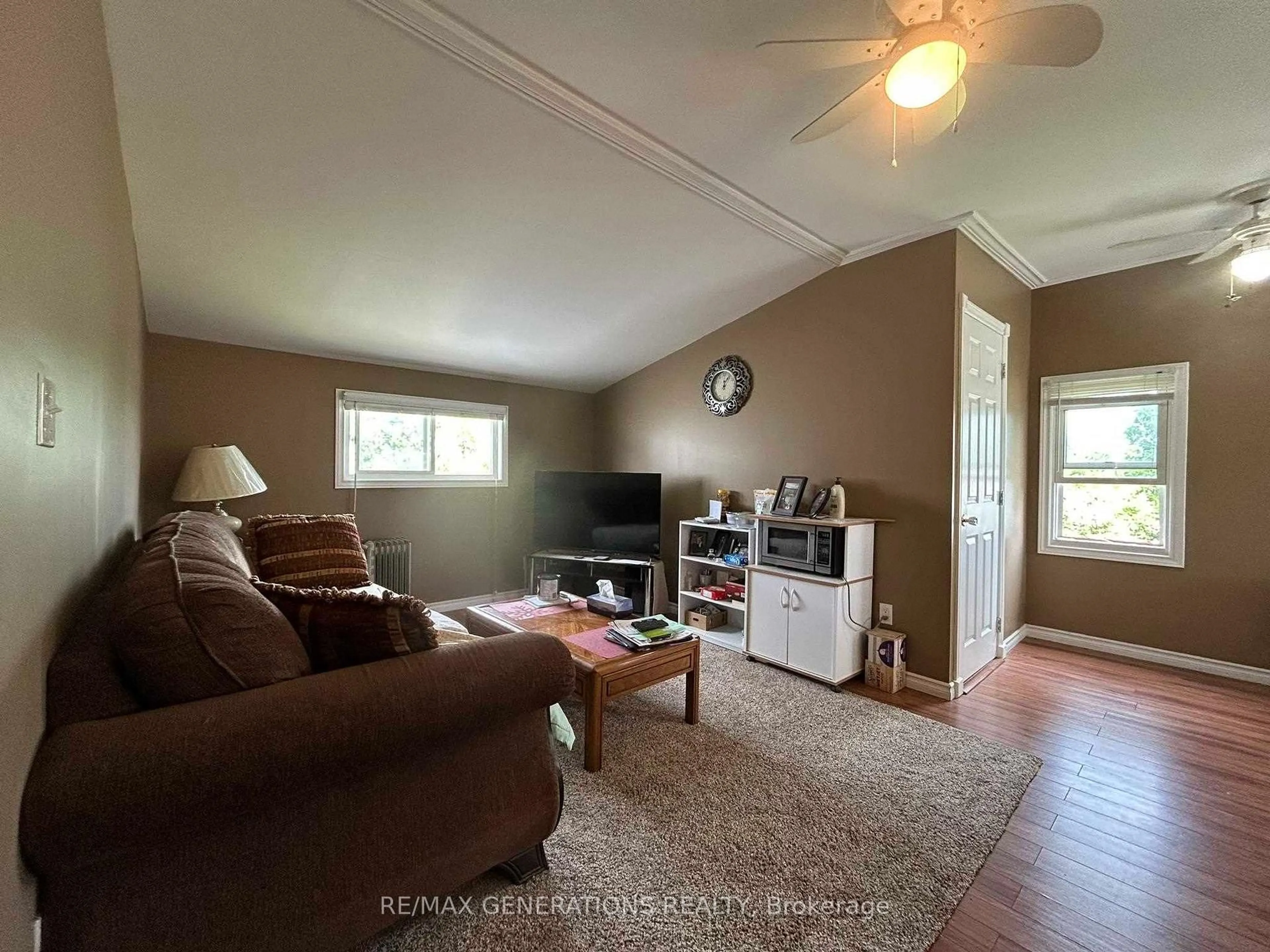 Living room with furniture, unknown for 208 MACKENZIE Ave, Atikokan Ontario P0T 1C0