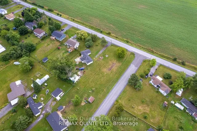 00 Moore Ave, Napanee 5