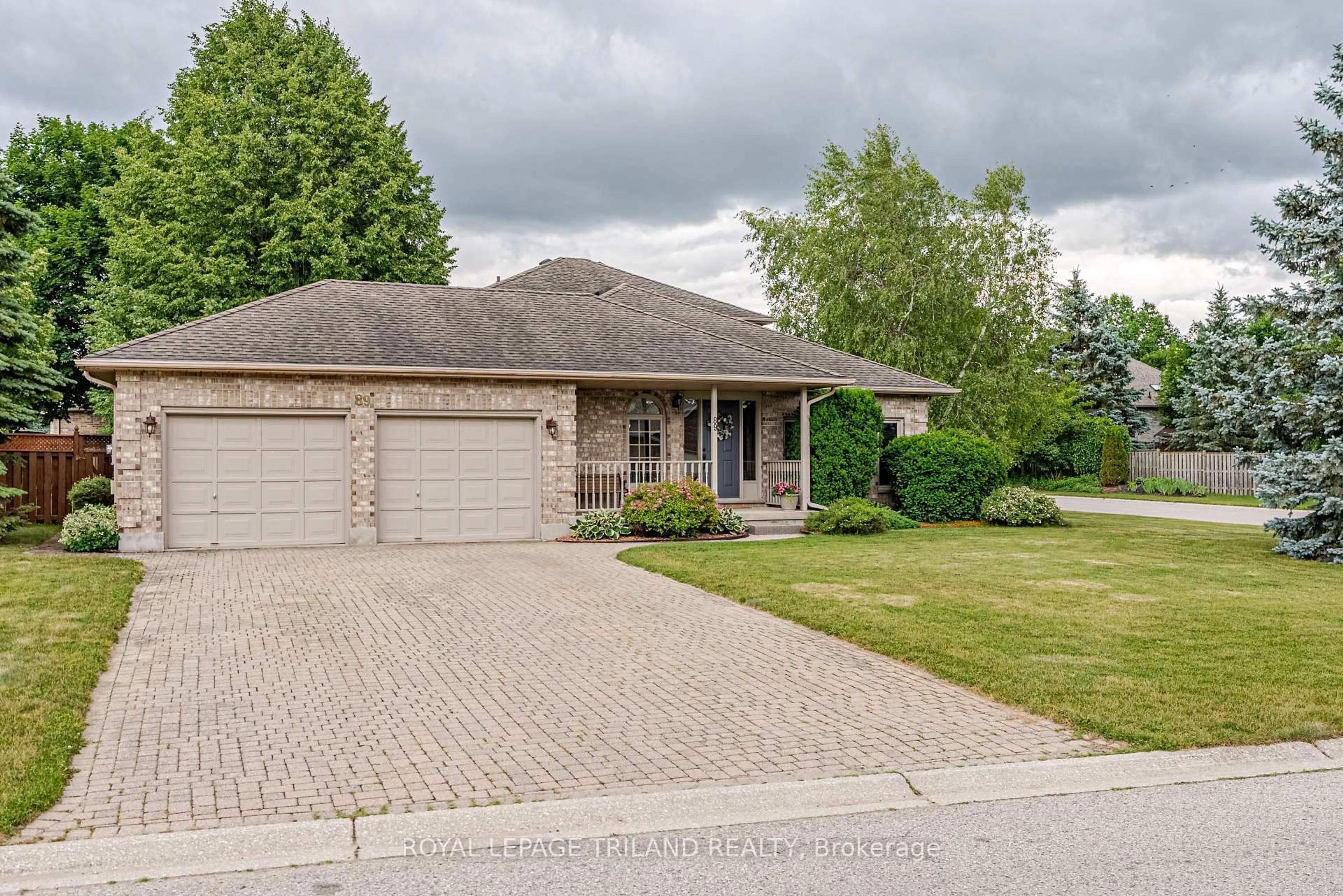 Home with brick exterior material, street for 89 Parkview Dr, Thames Centre Ontario N0L 1G2