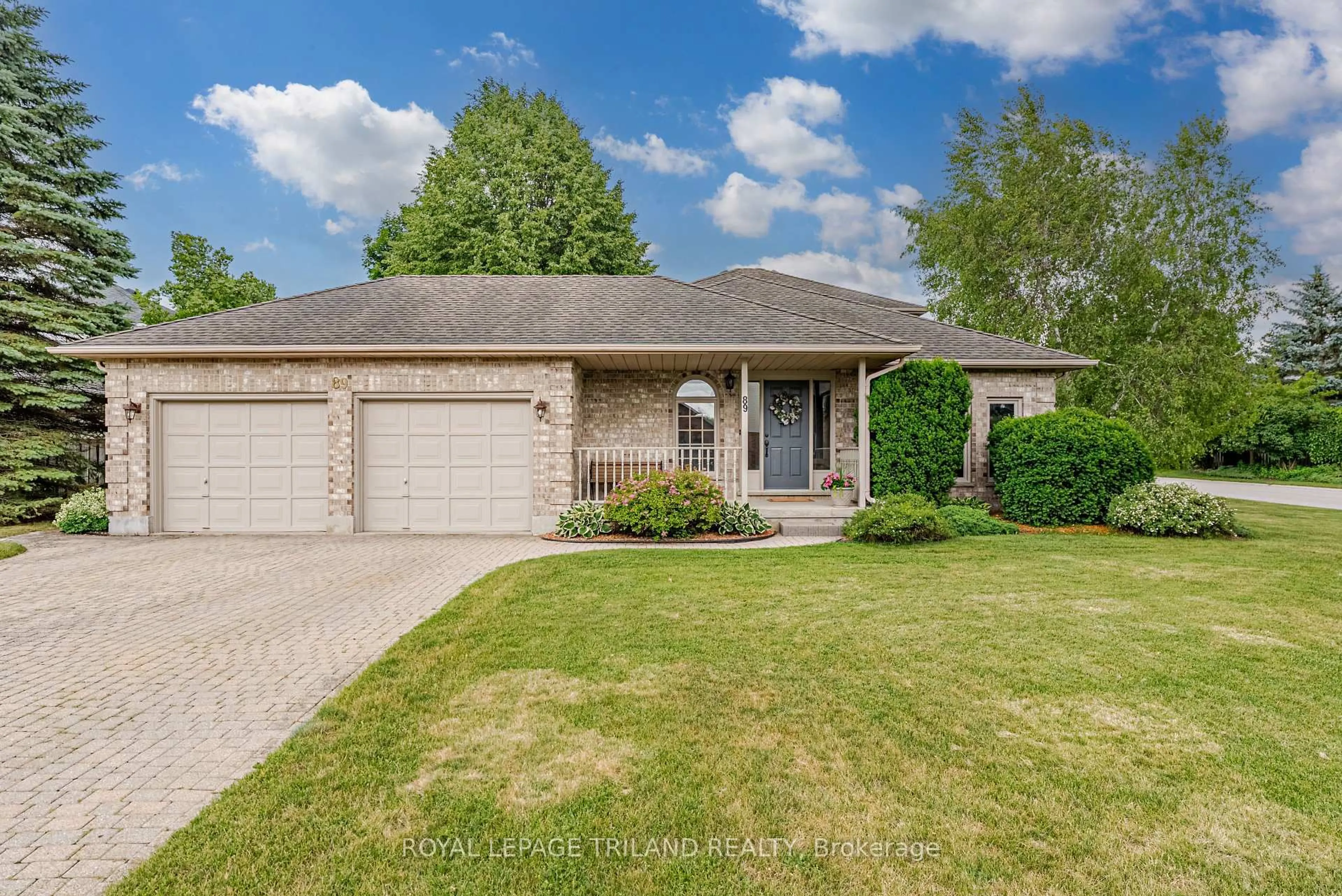 Home with brick exterior material, street for 89 Parkview Dr, Thames Centre Ontario N0L 1G2