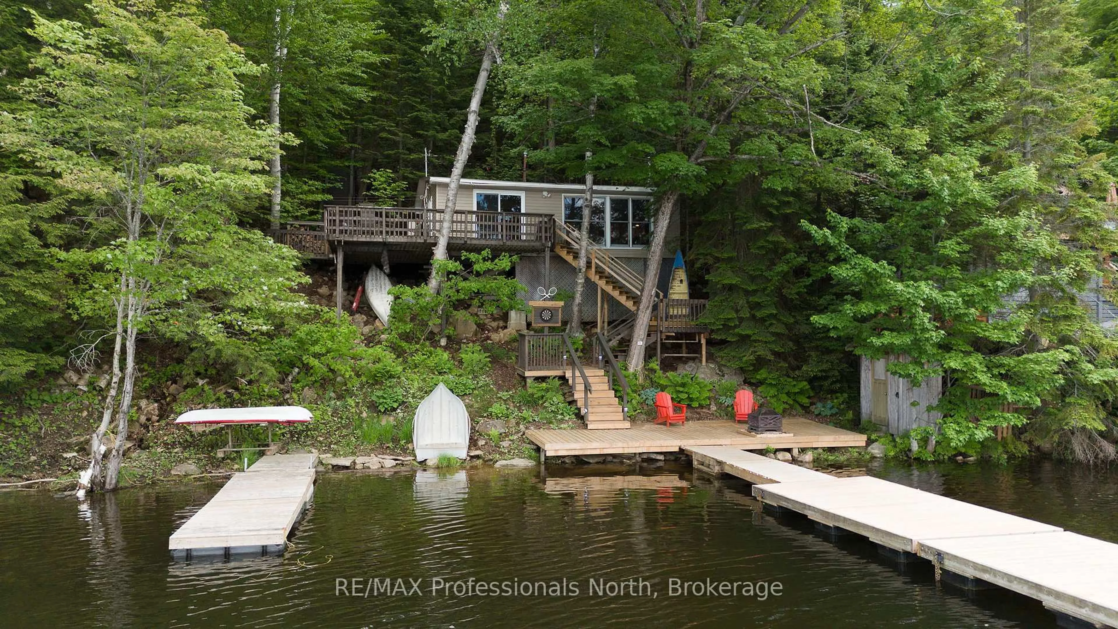 Patio, water/lake/river/ocean view for 1016 TWILIGHT Clse, Algonquin Highlands Ontario P0A 1E0