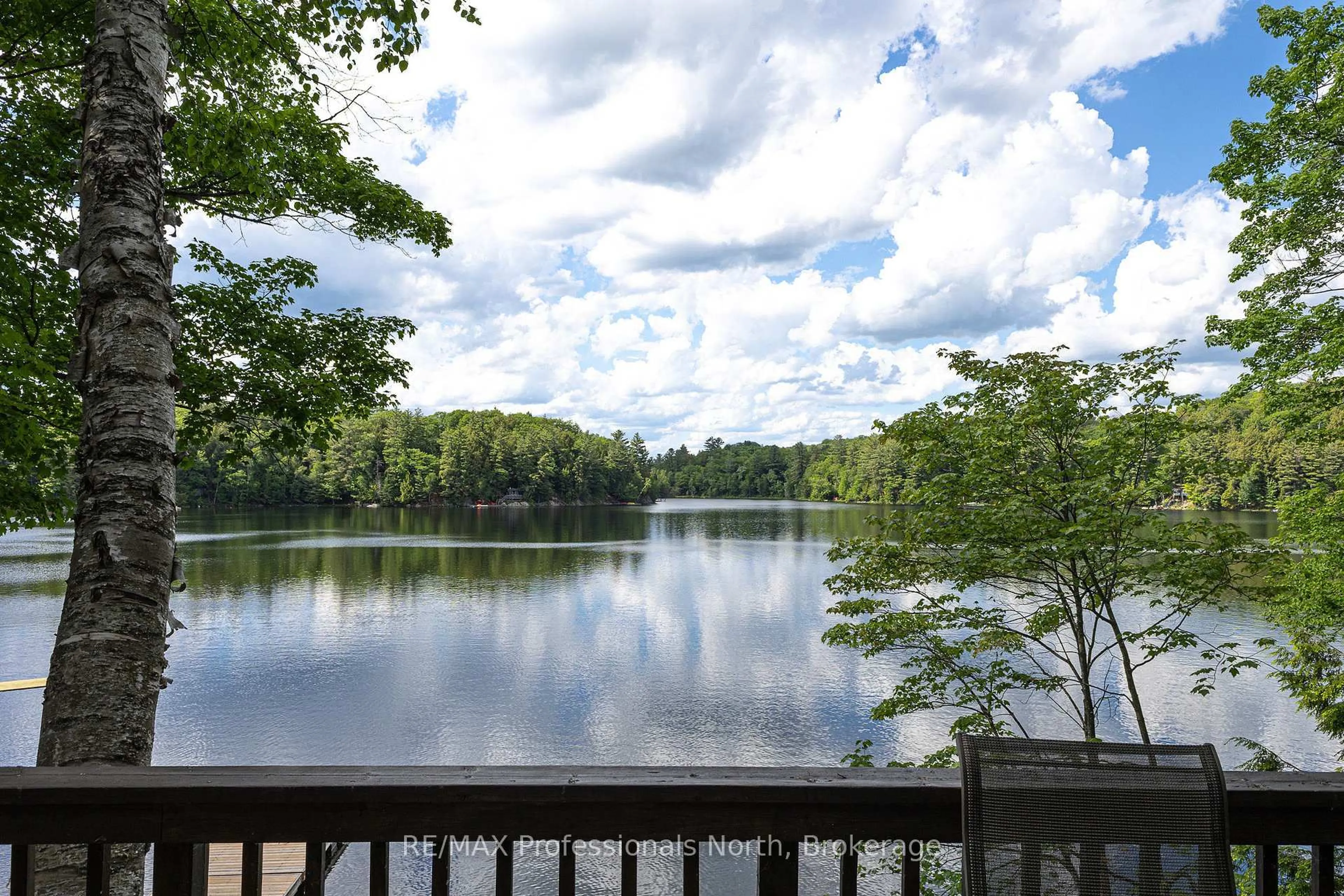 Patio, water/lake/river/ocean view for 1016 TWILIGHT Clse, Algonquin Highlands Ontario P0A 1E0