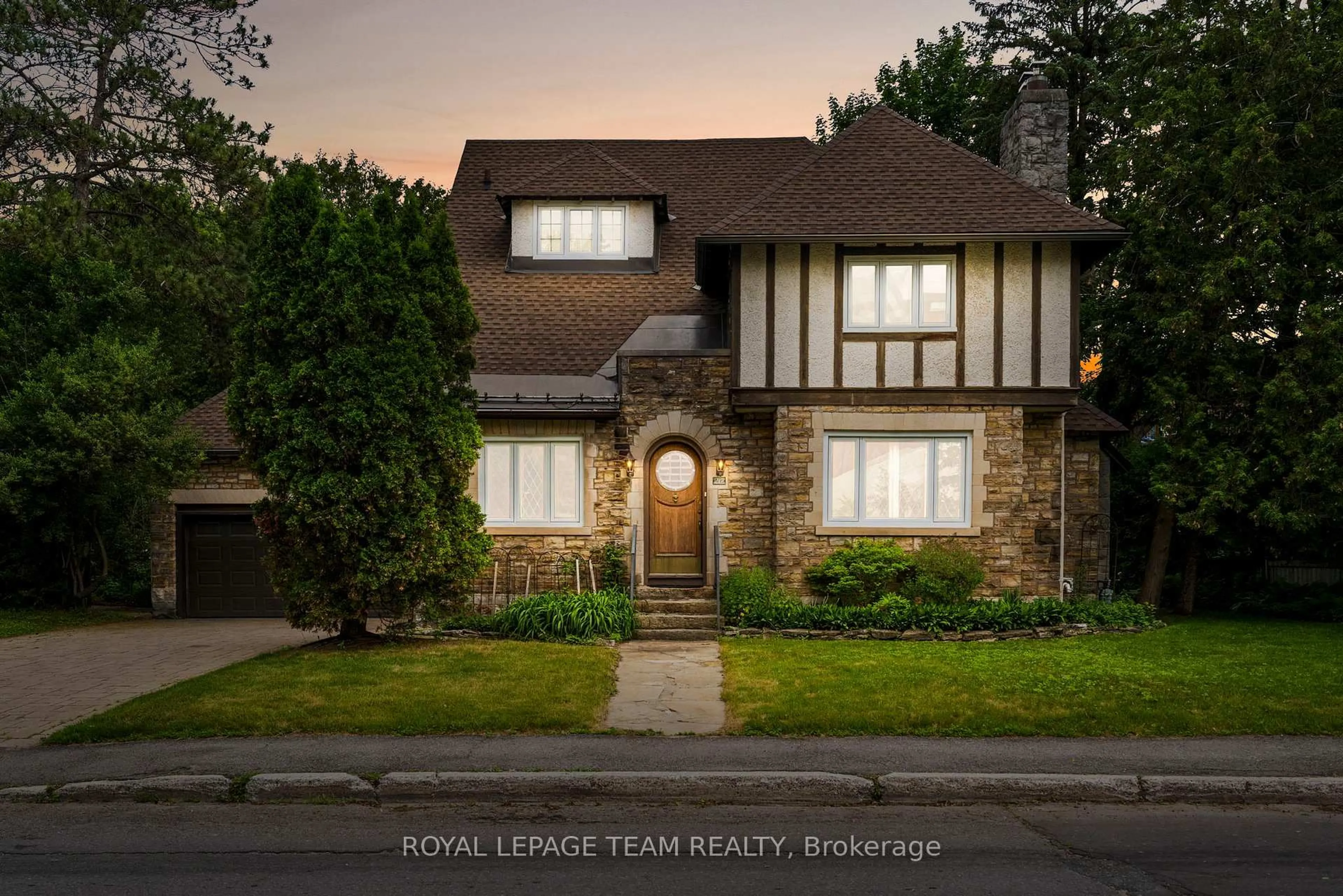 Home with brick exterior material, street for 217 Melrose Ave, Ottawa Ontario K1Y 1V3