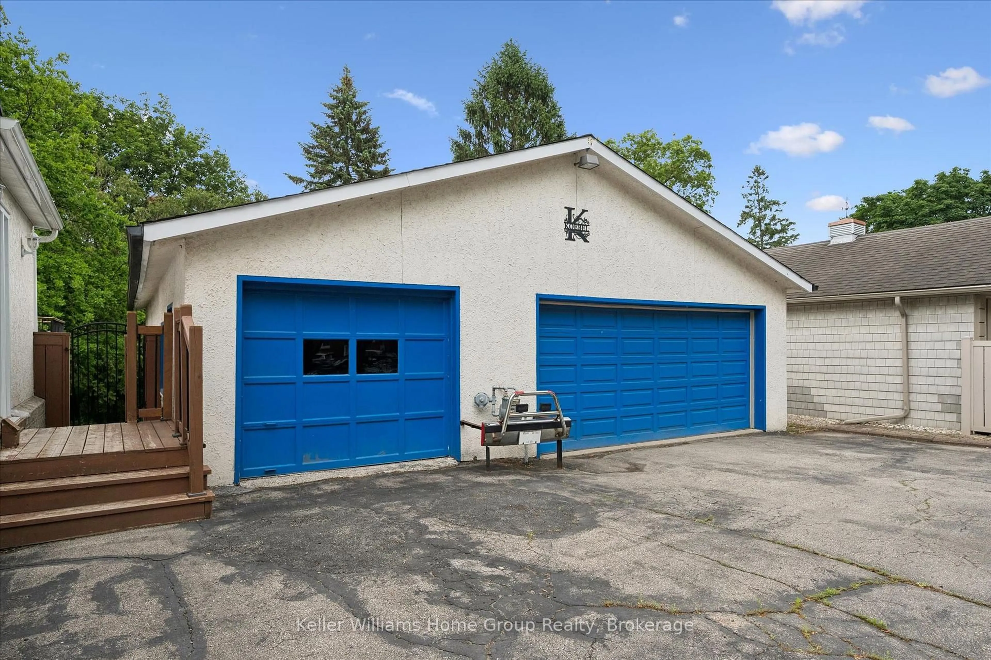 Indoor garage for 27 Omar St, Guelph Ontario N1H 2V5