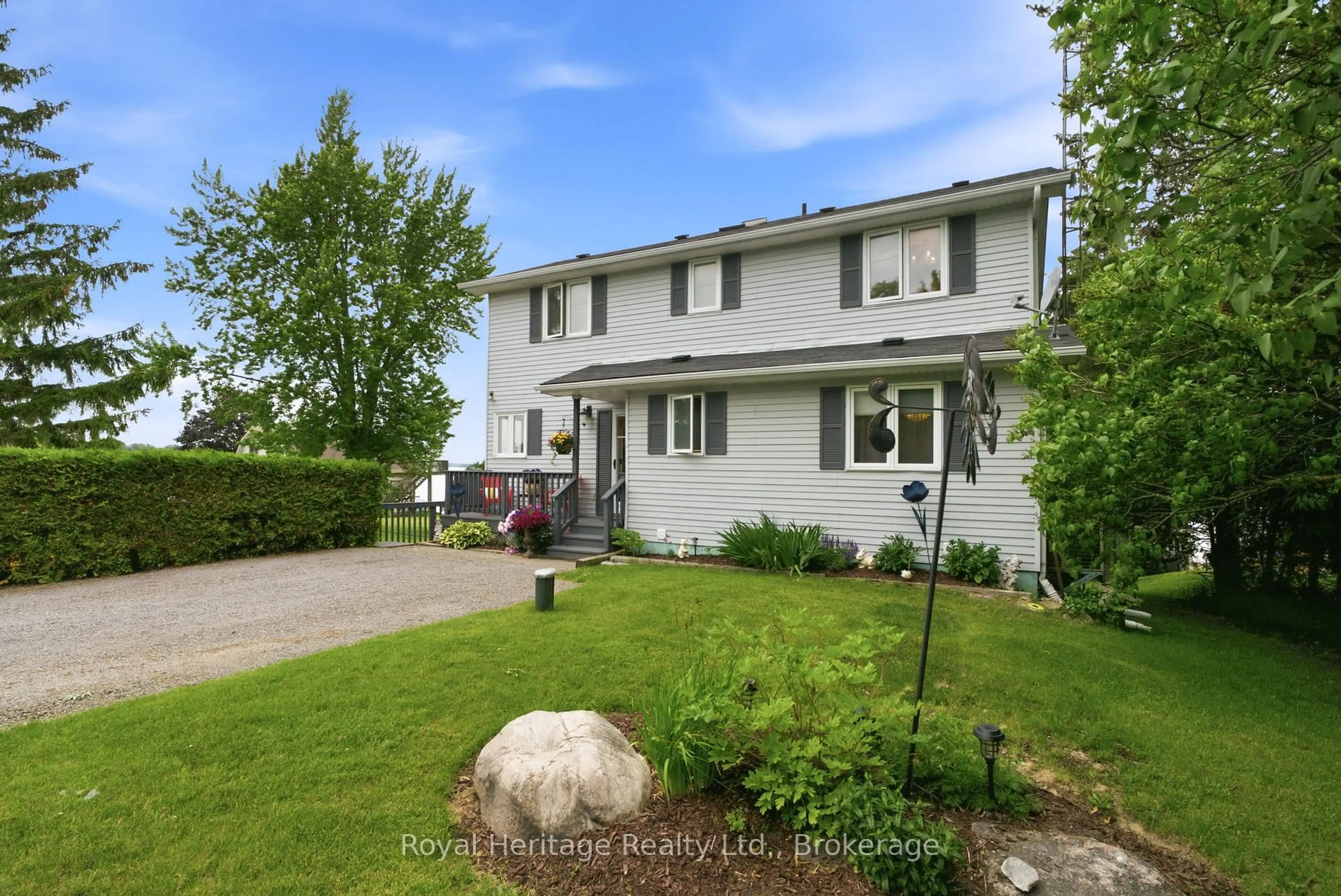 A pic from outside/outdoor area/front of a property/back of a property/a pic from drone, street for 284 Port Hoover Rd, Kawartha Lakes Ontario K0M 2C0
