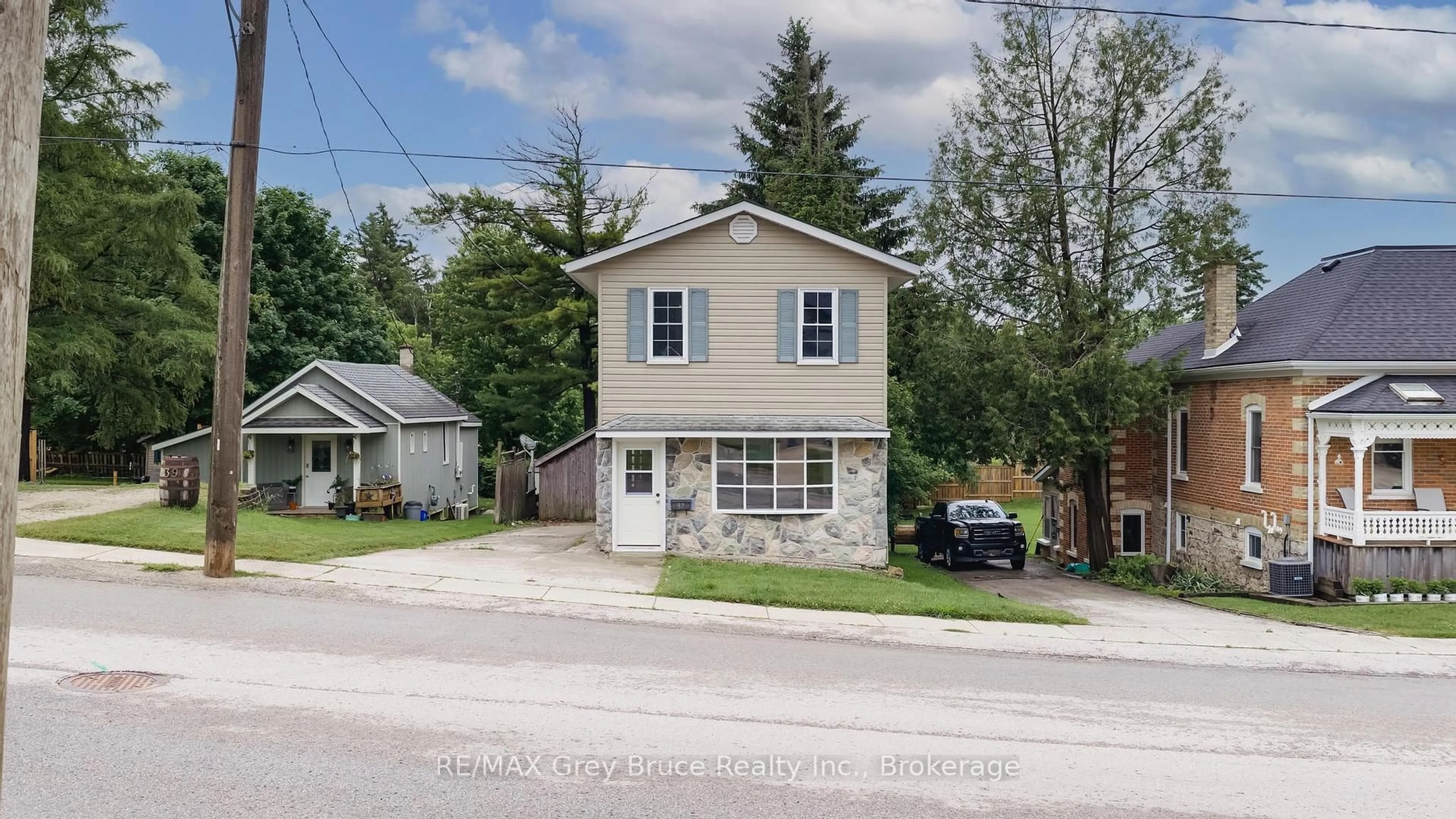 Unknown for 43 4th St, Arran-Elderslie Ontario N0G 1L0