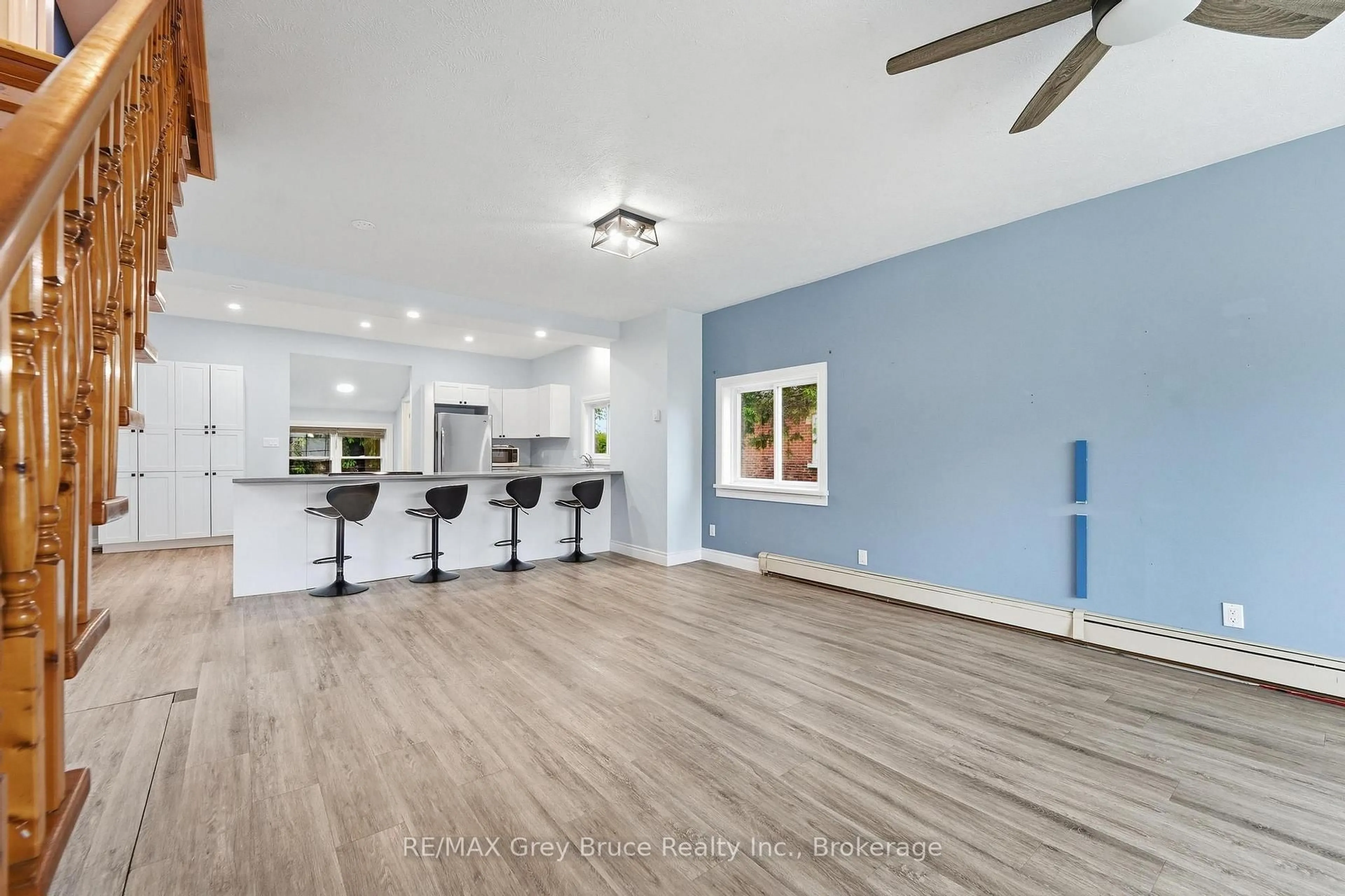 Open concept kitchen, unknown for 43 4th St, Arran-Elderslie Ontario N0G 1L0