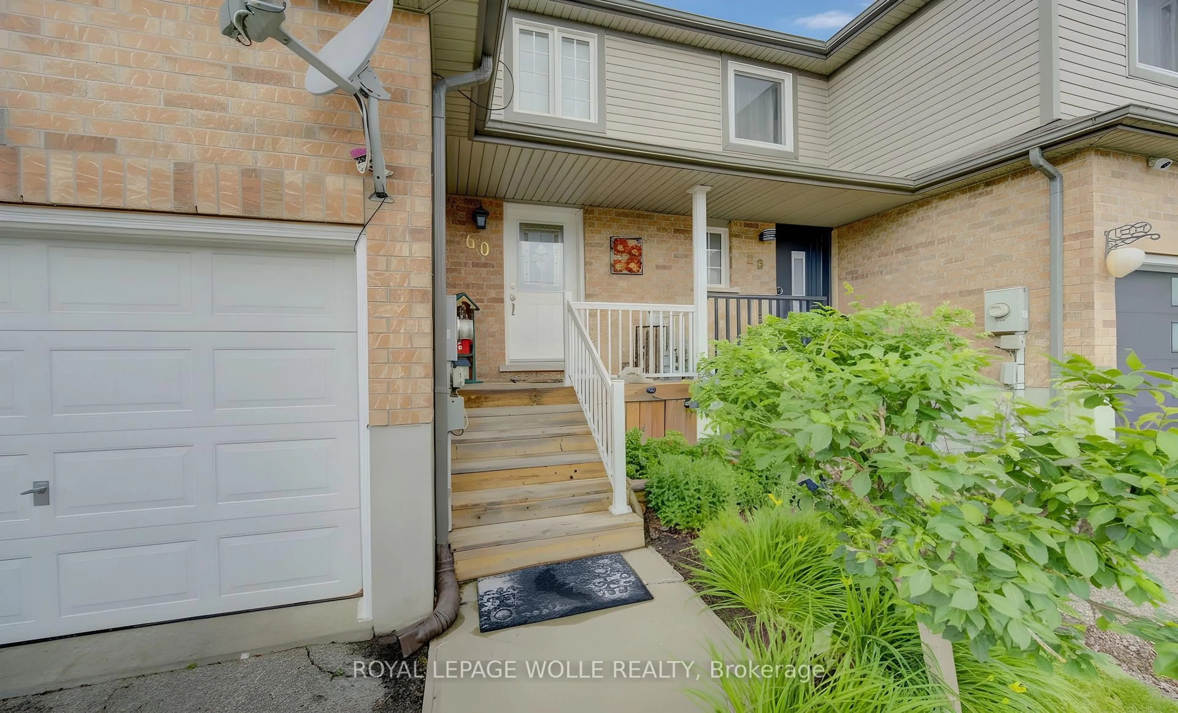 Unknown for 60 Foxglove Cres, Kitchener Ontario N2E 3Y7