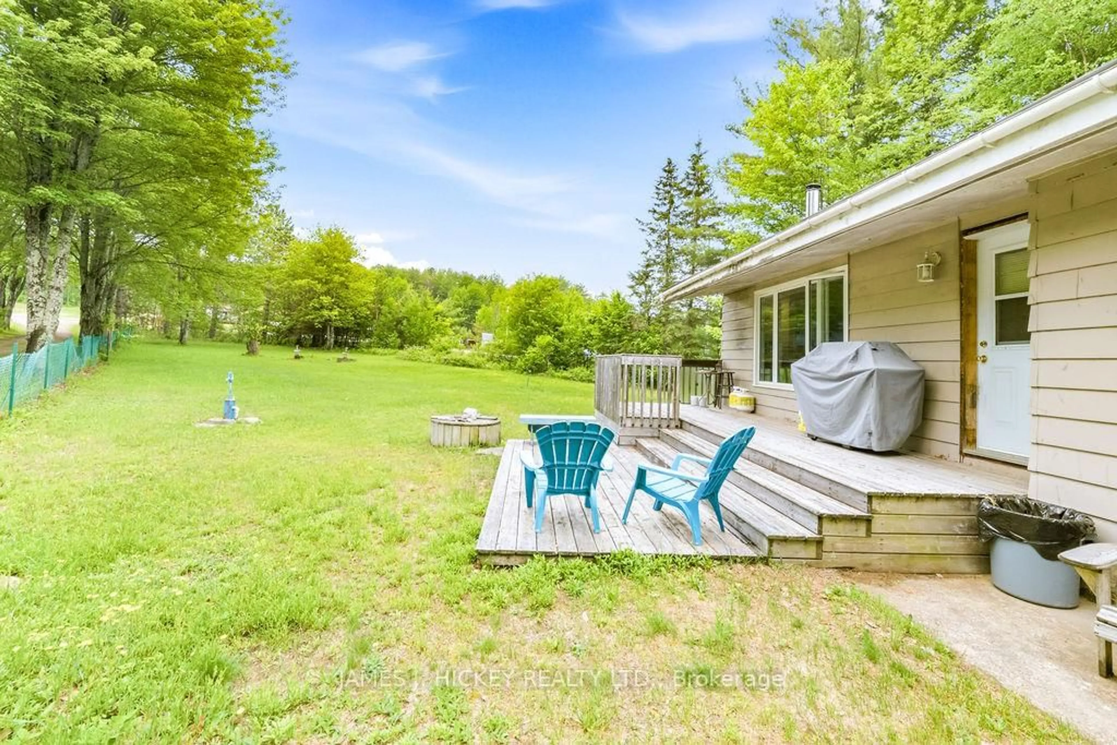 Patio, water/lake/river/ocean view for 34926 HIGHWAY 17 West Highway, Deep River Ontario K0J 1P0