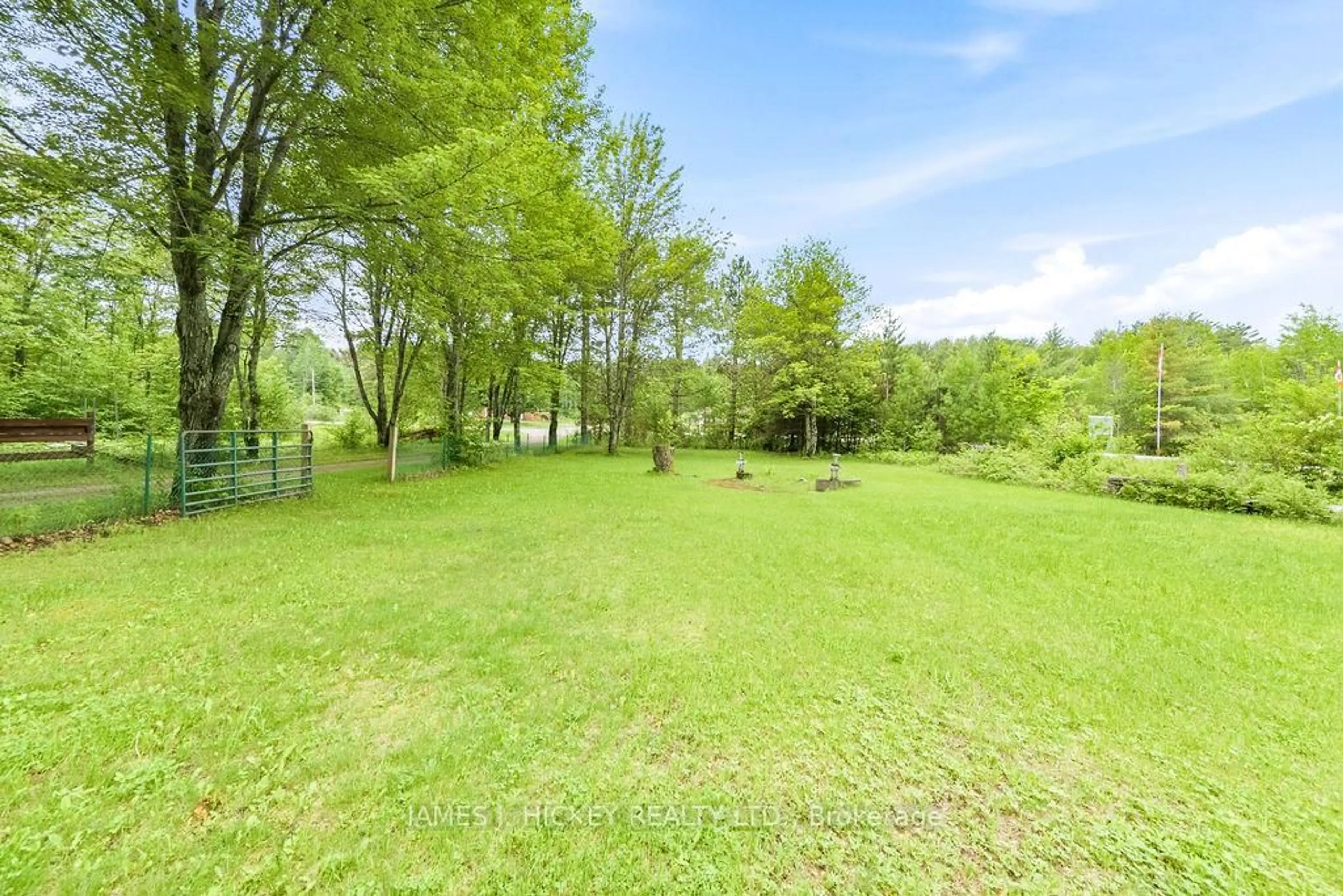 A pic from outside/outdoor area/front of a property/back of a property/a pic from drone, water/lake/river/ocean view for 34926 HIGHWAY 17 West Highway, Deep River Ontario K0J 1P0