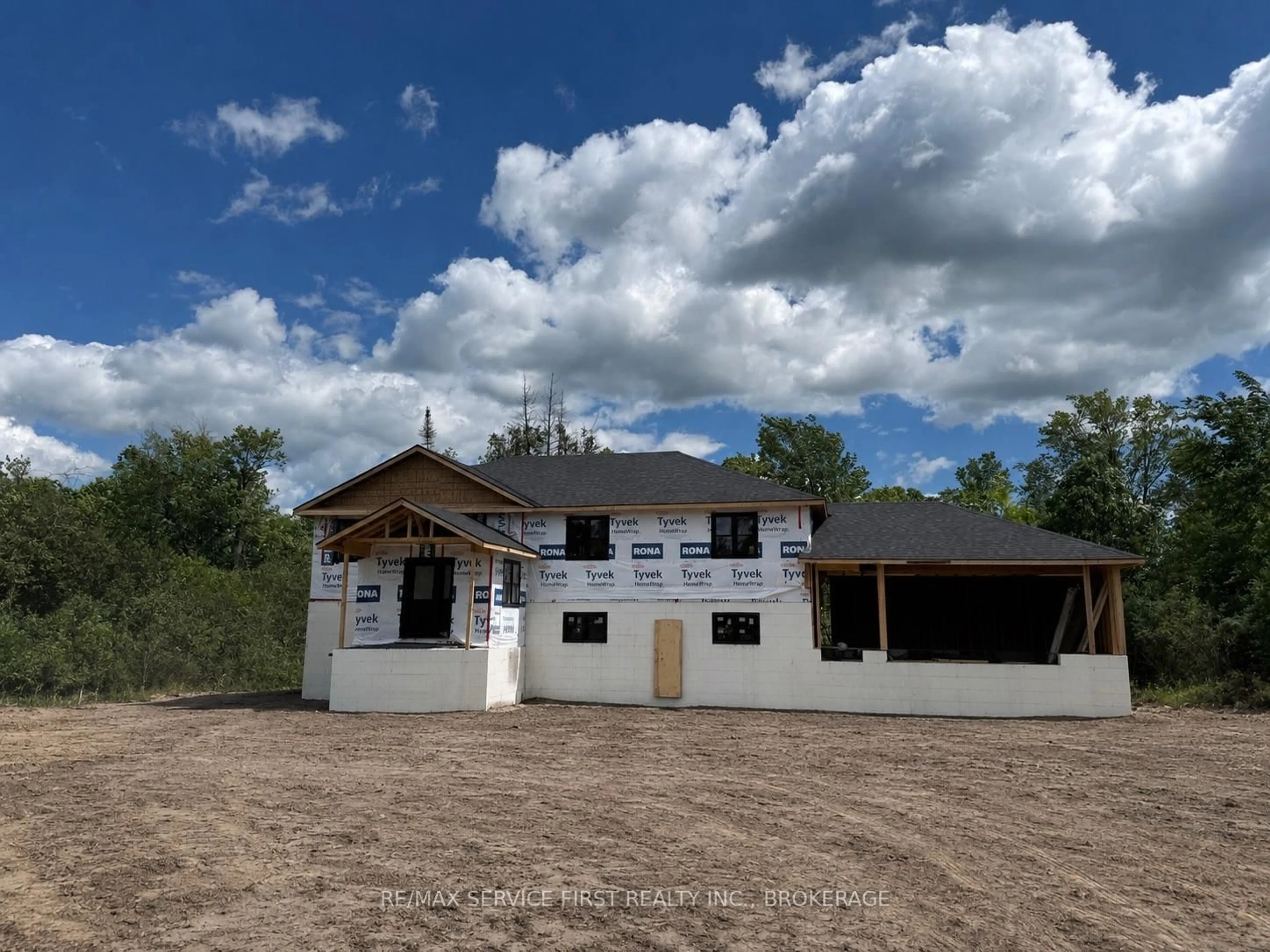 A pic from outside/outdoor area/front of a property/back of a property/a pic from drone, building for 562 Cutler Rd, Yarker Ontario K0K 3N0