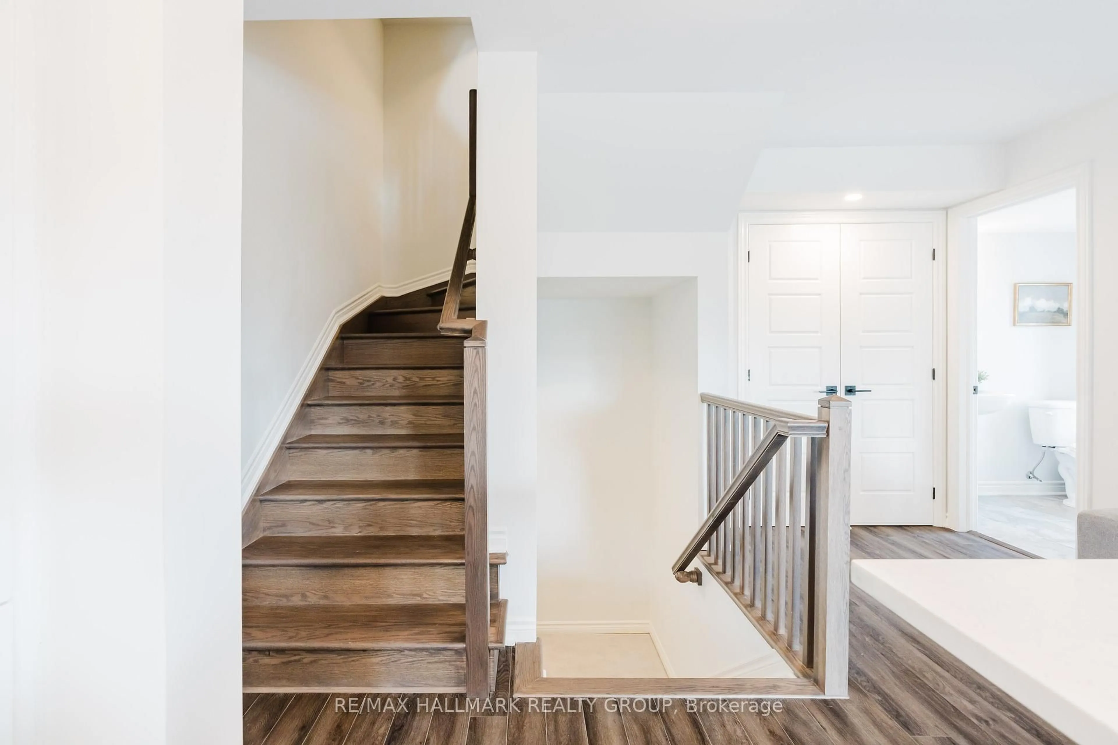 Stairs for 583 Takamose Private #217, Ottawa Ontario K1K 4Z4