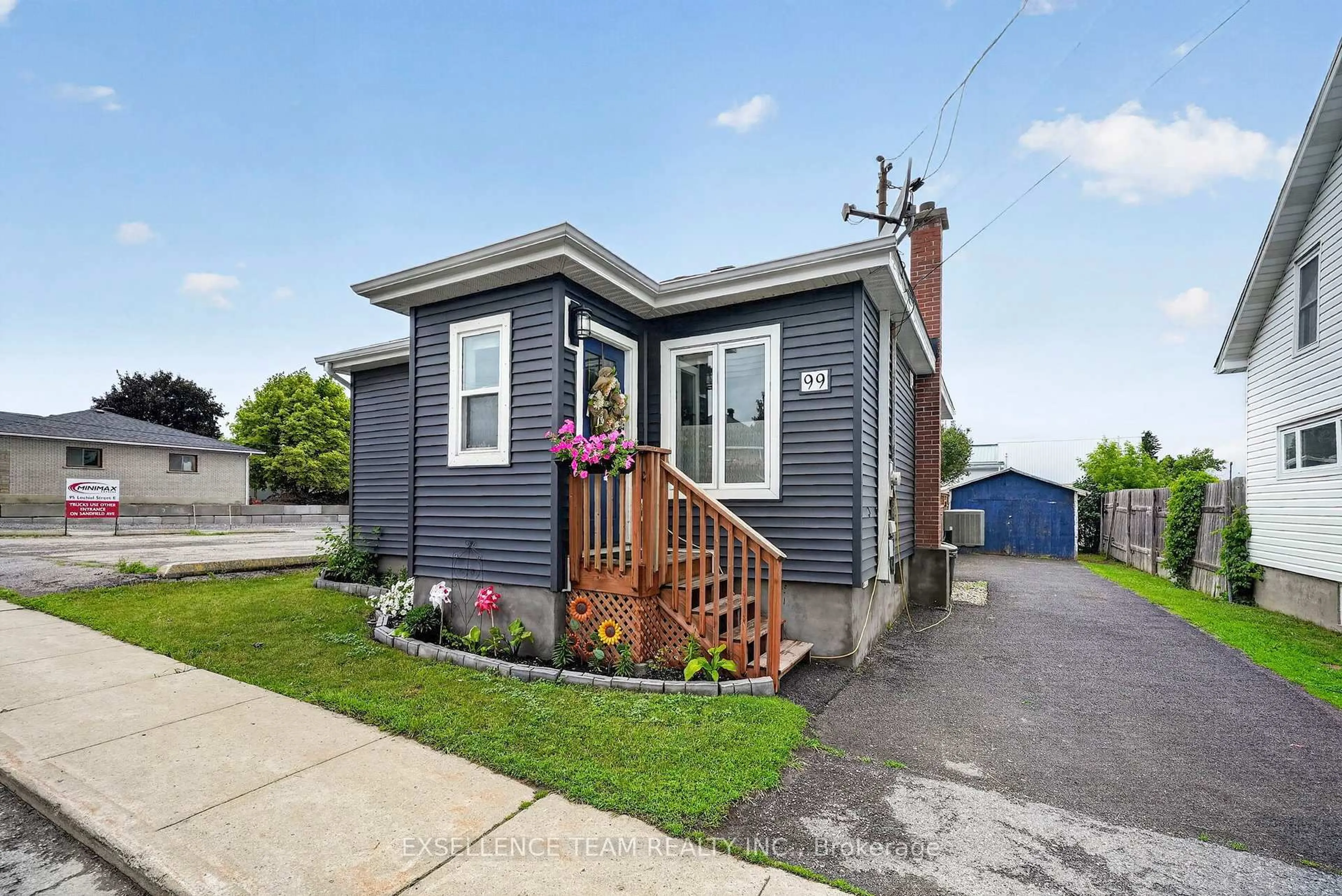 Unknown for 99 Lochiel St, North Glengarry Ontario K0C 1A0