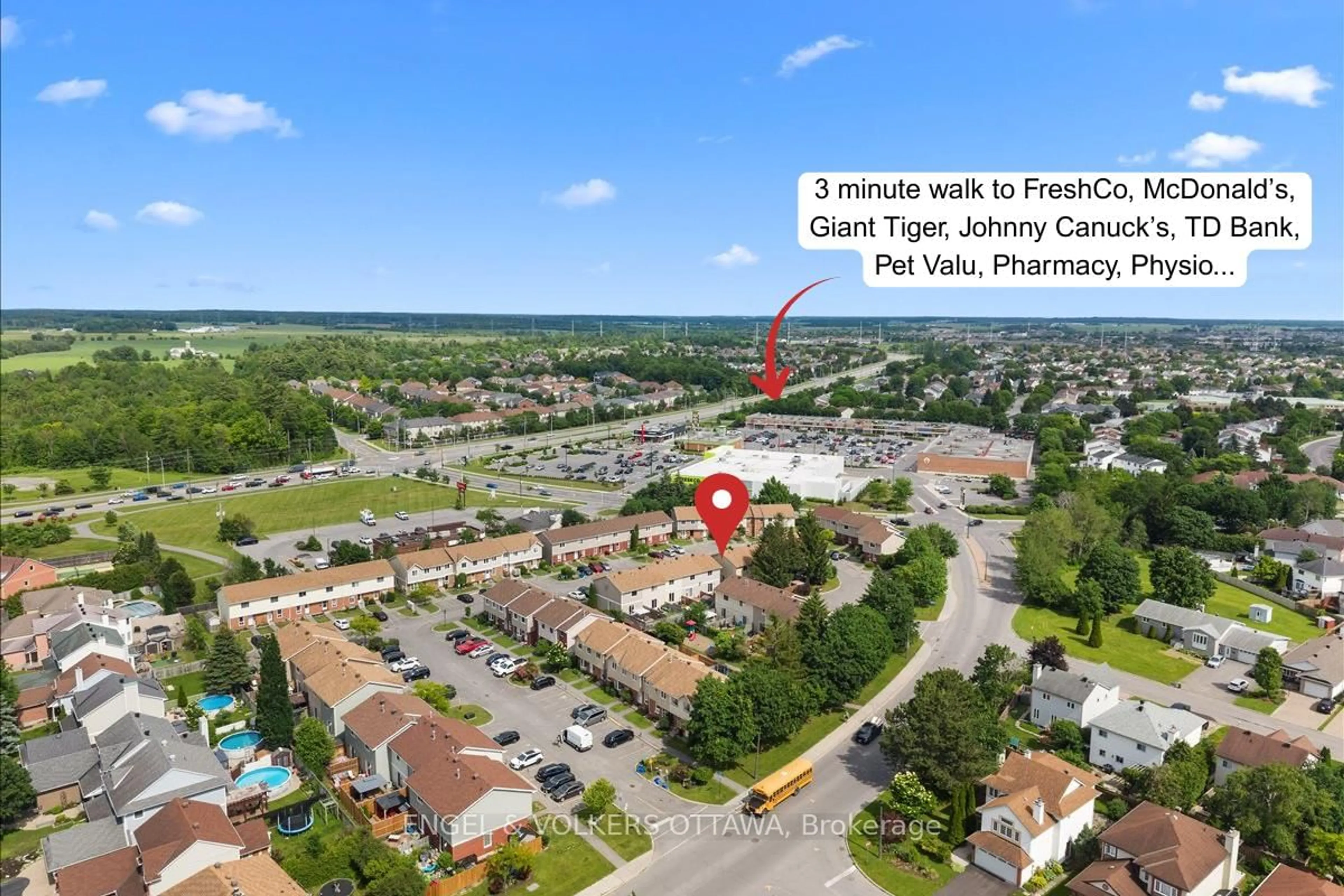 A pic from outside/outdoor area/front of a property/back of a property/a pic from drone, street for 956 Cookshire Cres #54, Ottawa Ontario K4A 3K3