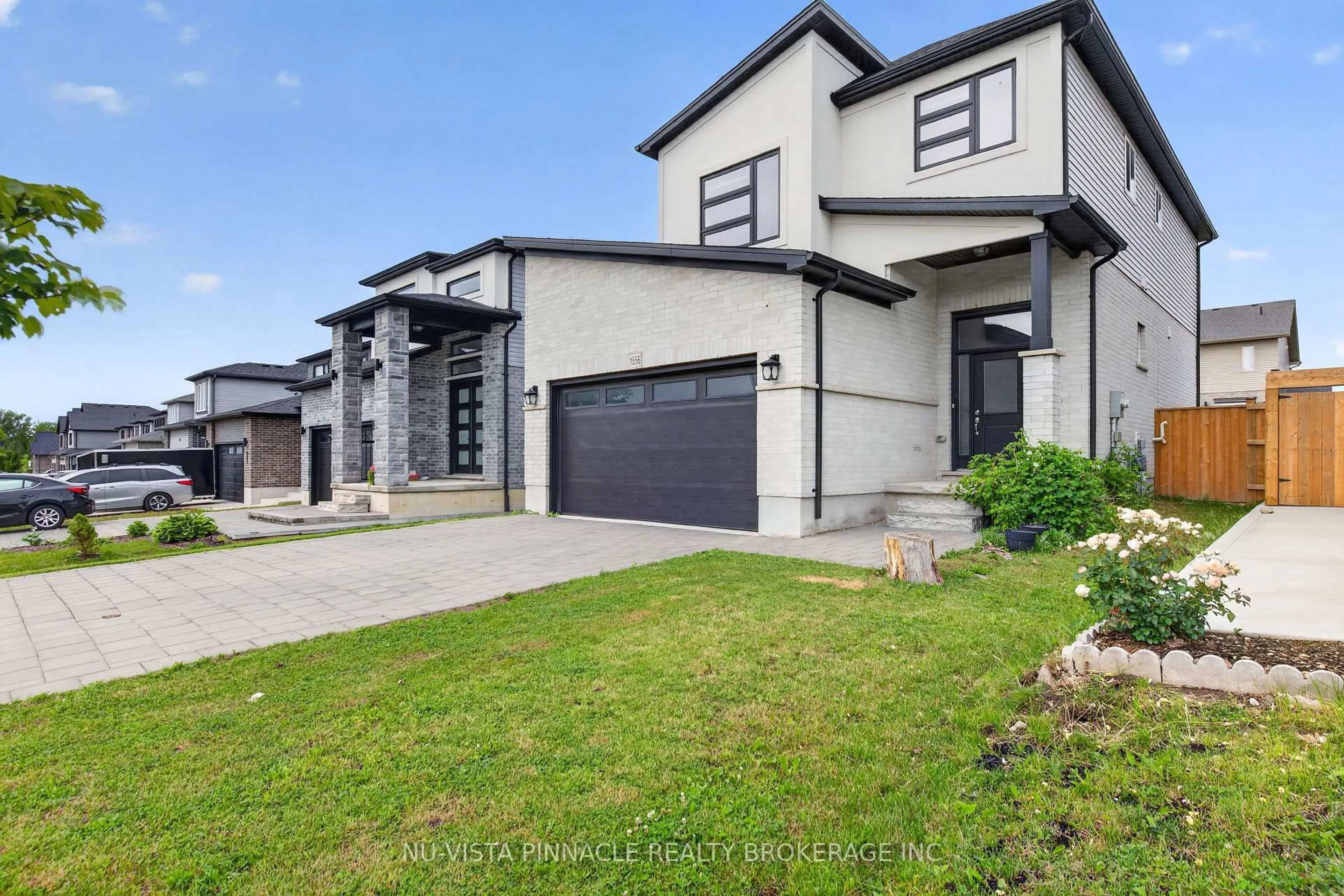 Unknown for 1556 Dylan St, London East Ontario N5V 0B9
