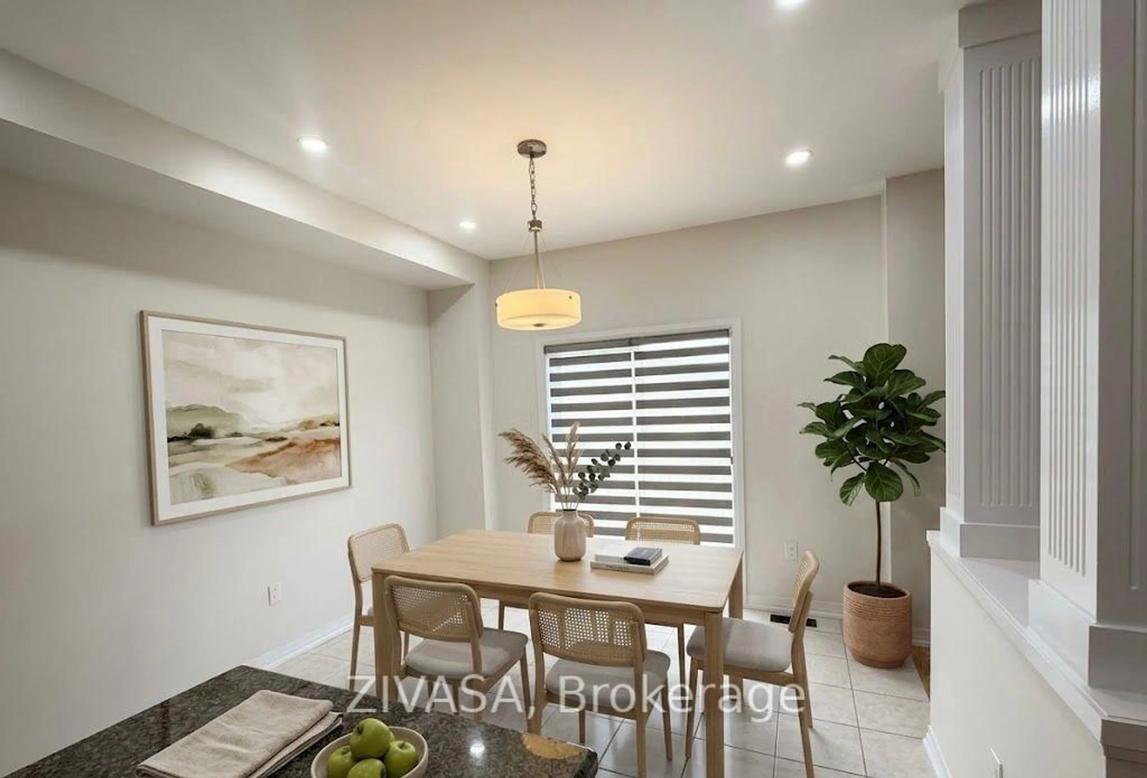 Dining room, ceramic/tile floor for 33 Ingalls Ave, Brantford Ontario N3V 0B7