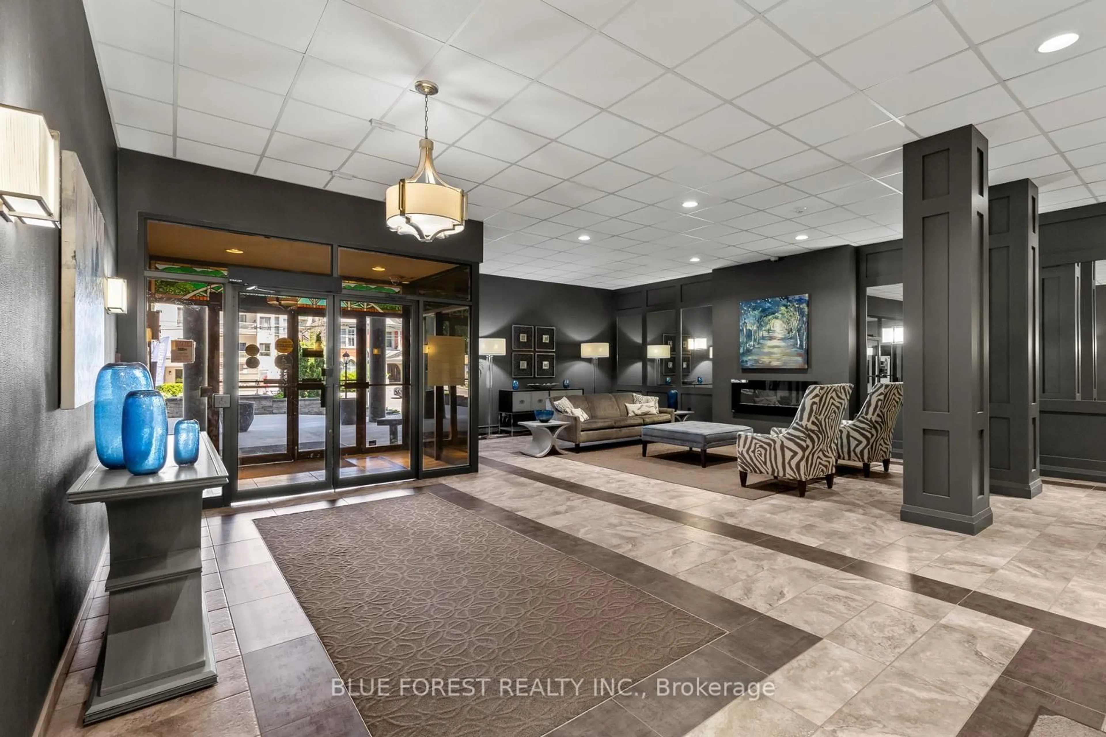 Lobby for 549 Ridout St #702, London East Ontario N6A 5N5