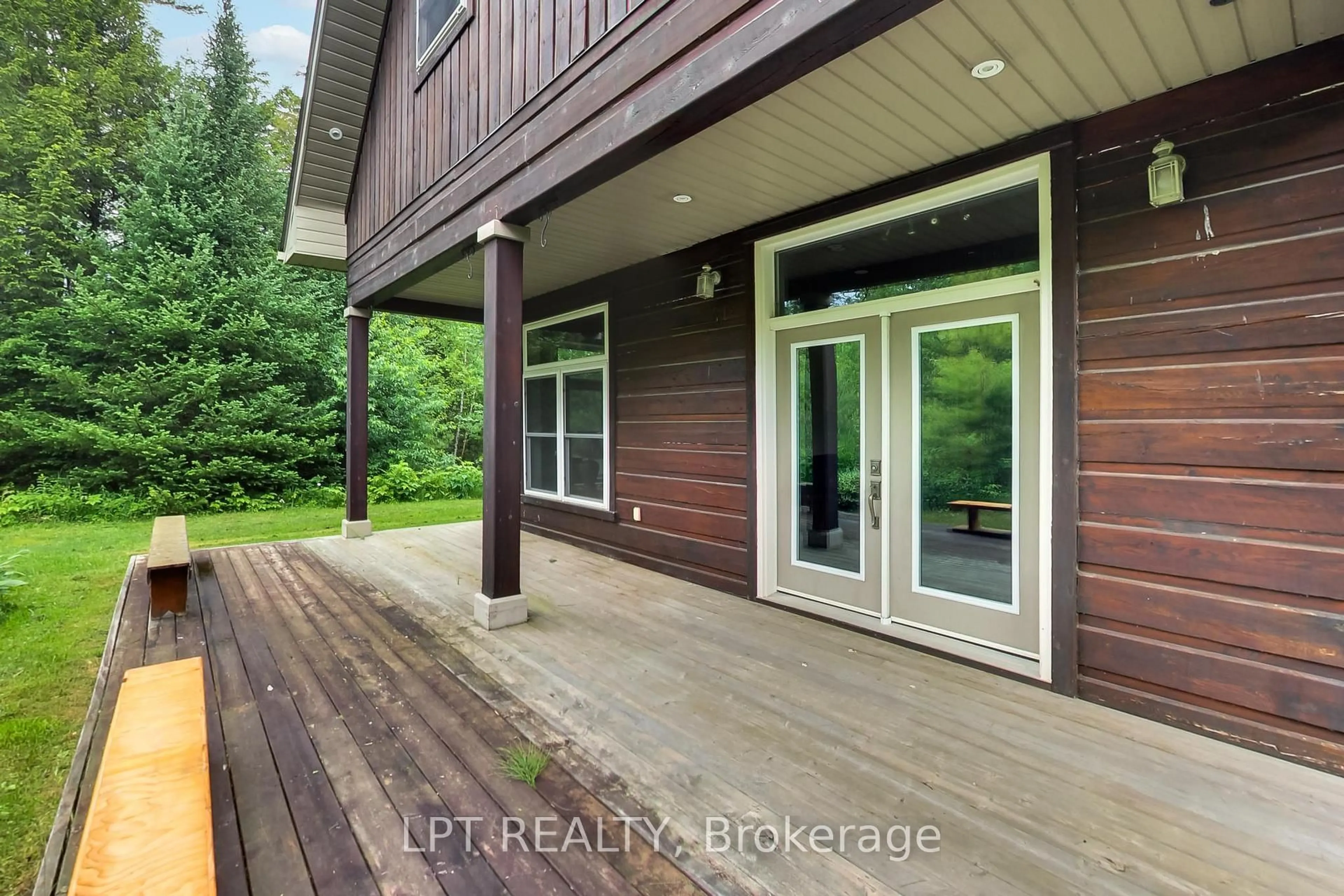 Patio, water/lake/river/ocean view for 1039 Ben Lake Rd, Gravenhurst Ontario P1P 1R3