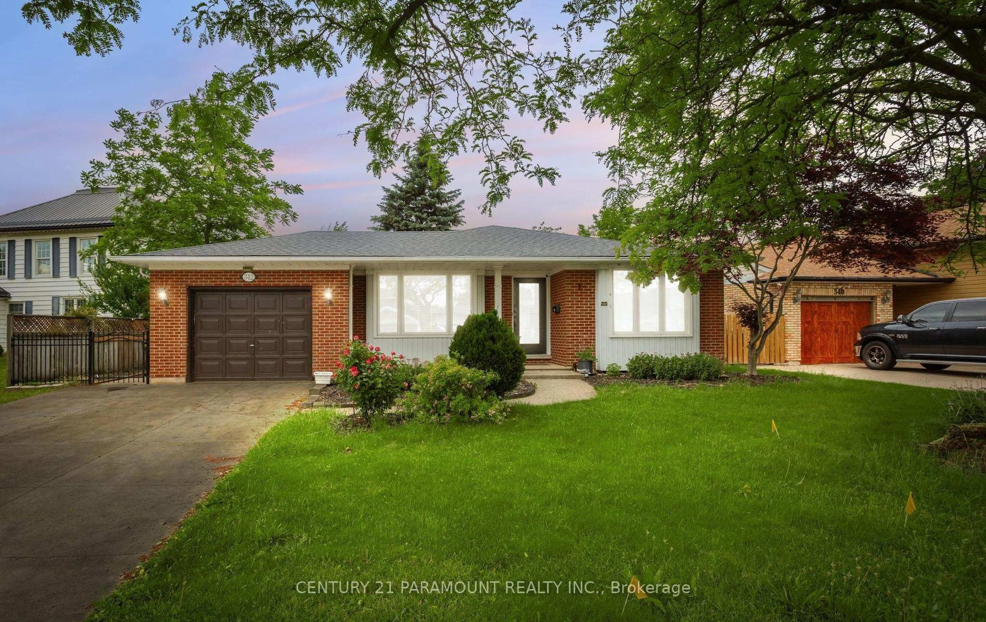 Home with brick exterior material, street for 342 Main St, St. Catharines Ontario L2R 6P9