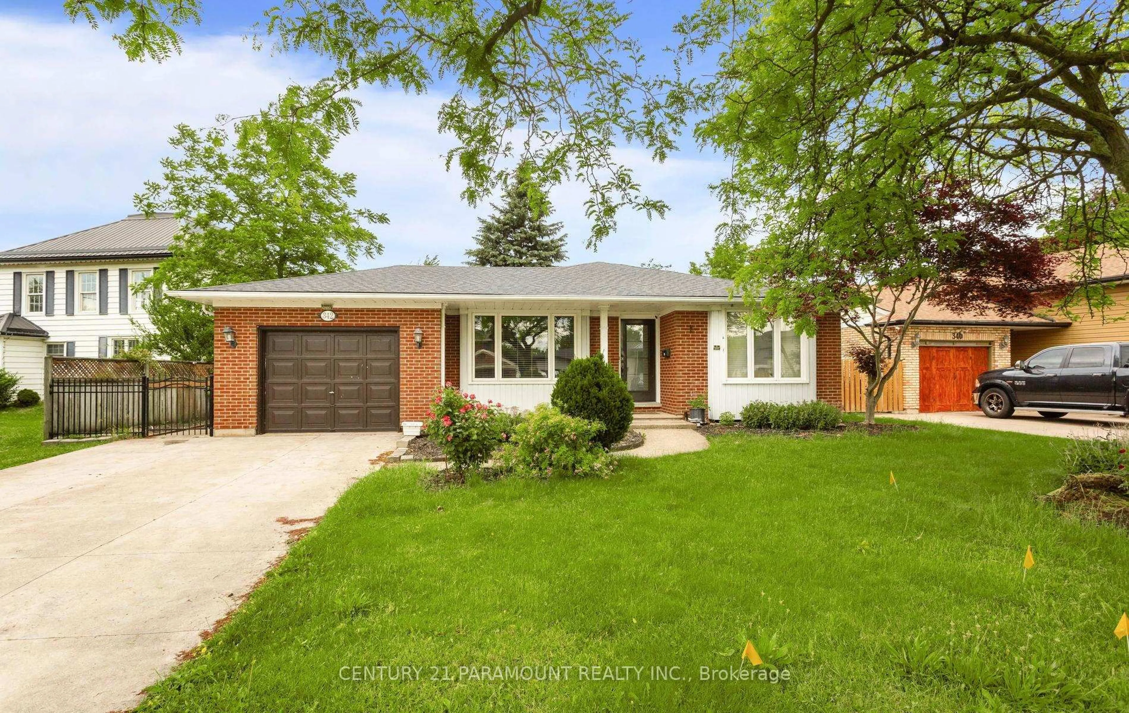 Home with brick exterior material, street for 342 Main St, St. Catharines Ontario L2R 6P9