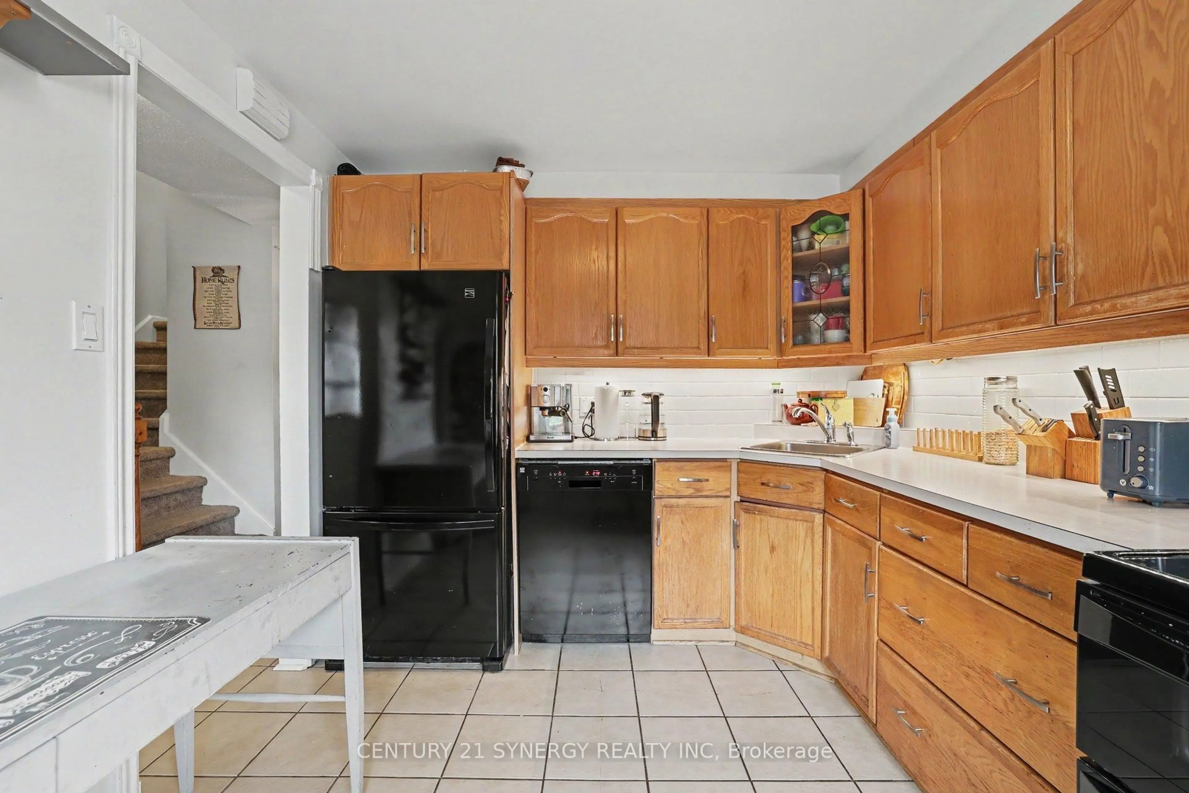 Standard kitchen, ceramic/tile floor for 909D Elmsmere Rd #152, Ottawa Ontario K1J 8G4