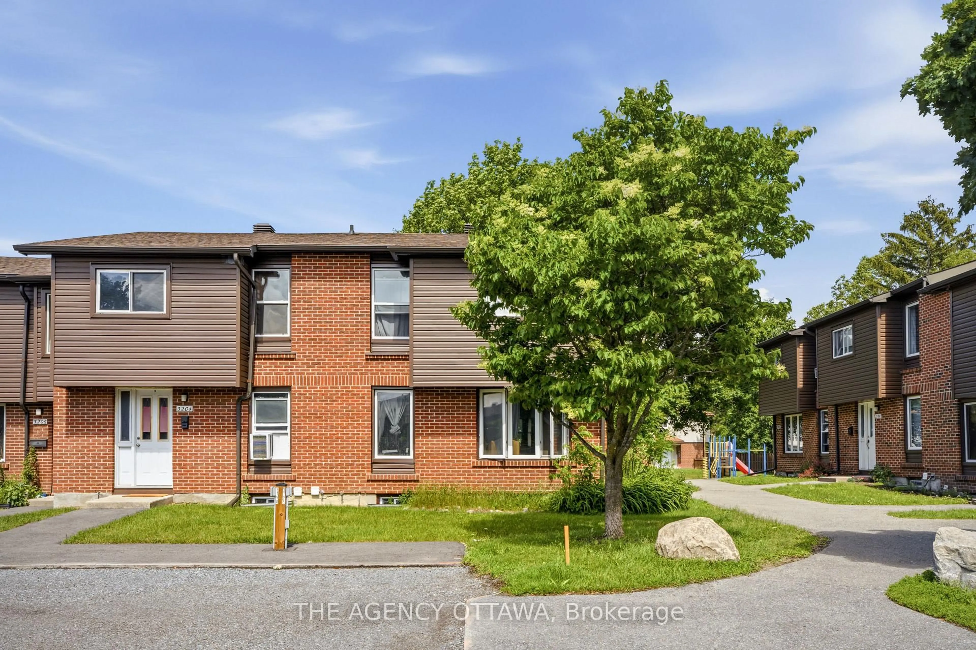 Unknown for 3202 Stockton Dr #85, Gloucester Ontario K1T 1S1