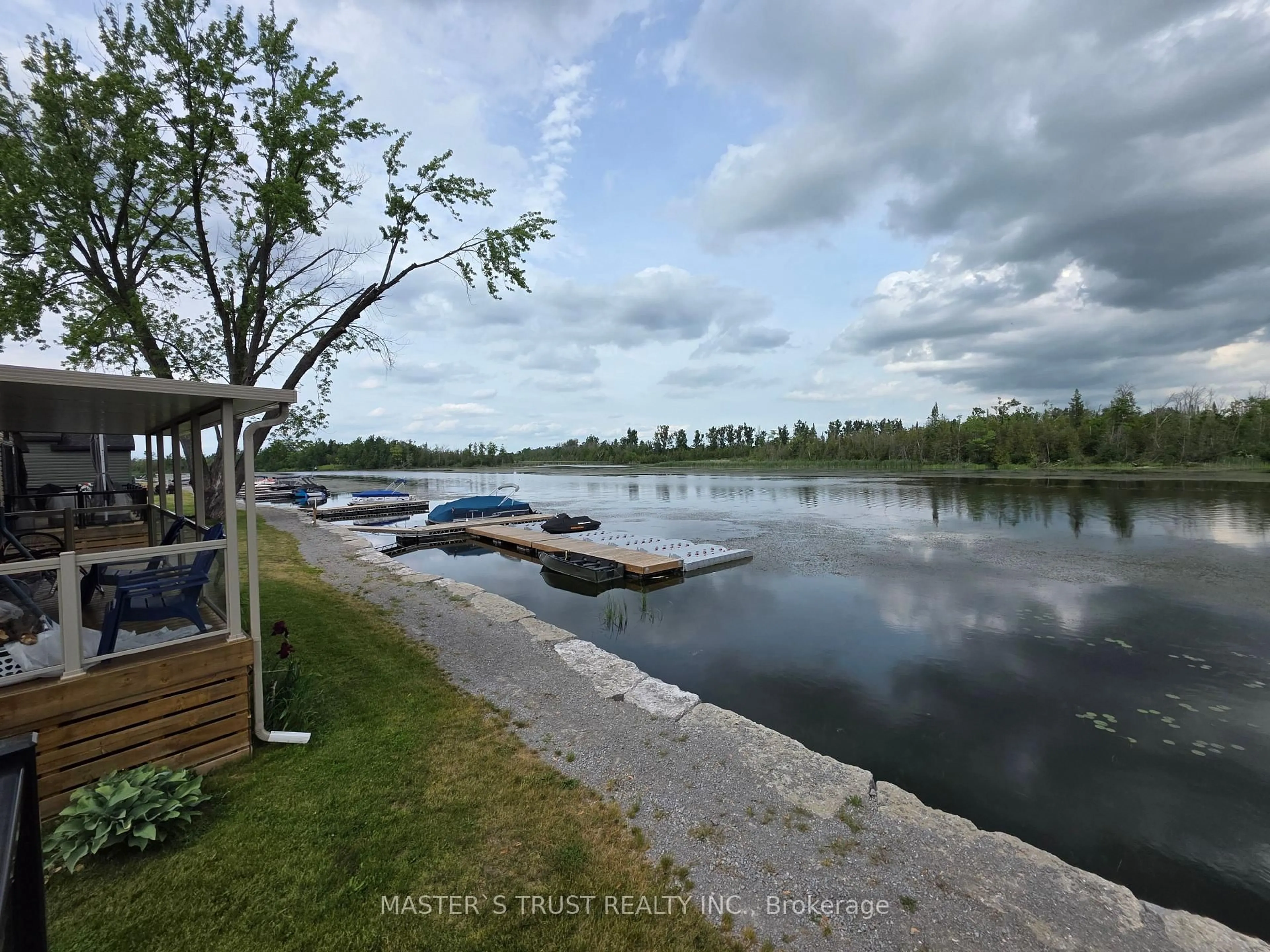 Patio, water/lake/river/ocean view for 657 Thunder Bridge Rd #W5, Kawartha Lakes Ontario K9V 4R1