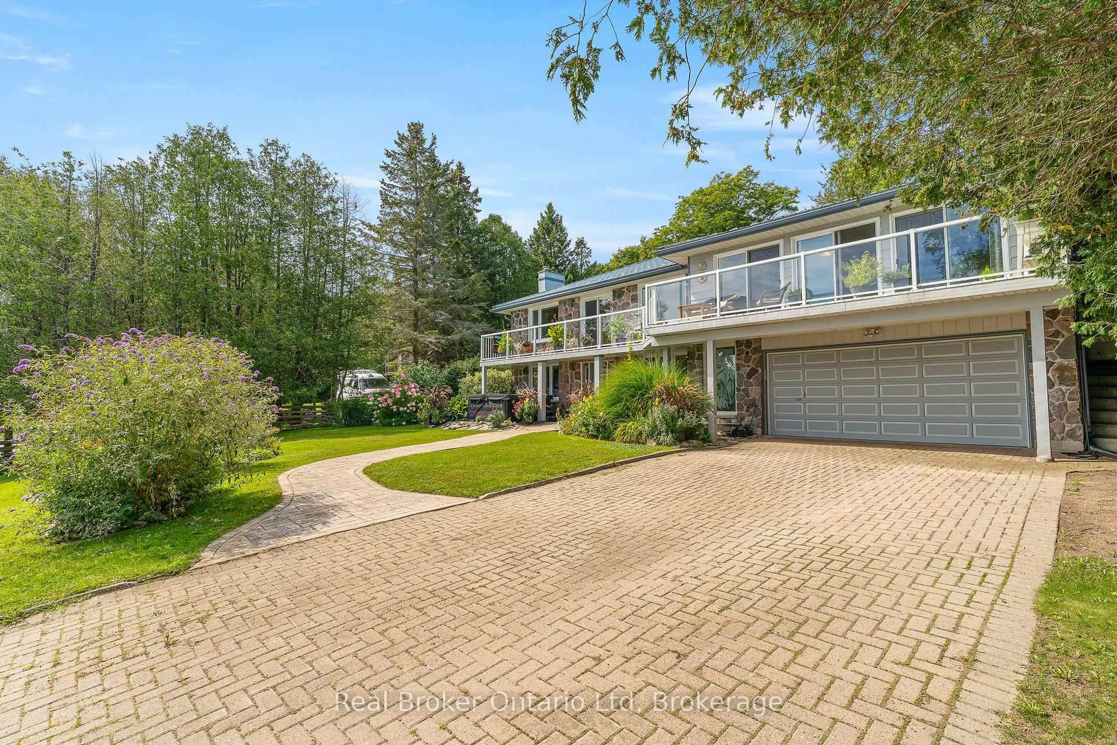 A pic from outside/outdoor area/front of a property/back of a property/a pic from drone, unknown for 339496 Presquile Rd, Georgian Bluffs Ontario N0H 2T0
