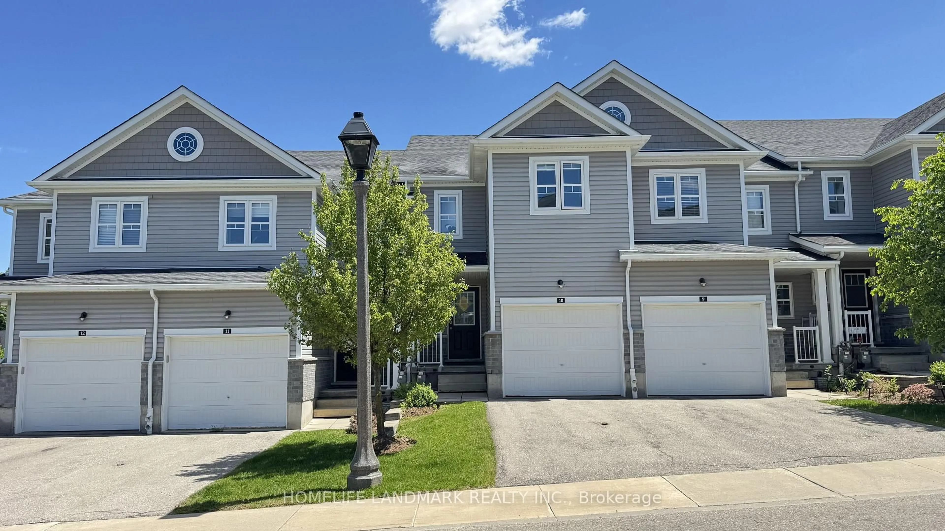 Unknown for 1989 Ottawa St #10, Kitchener Ontario N2E 0G7