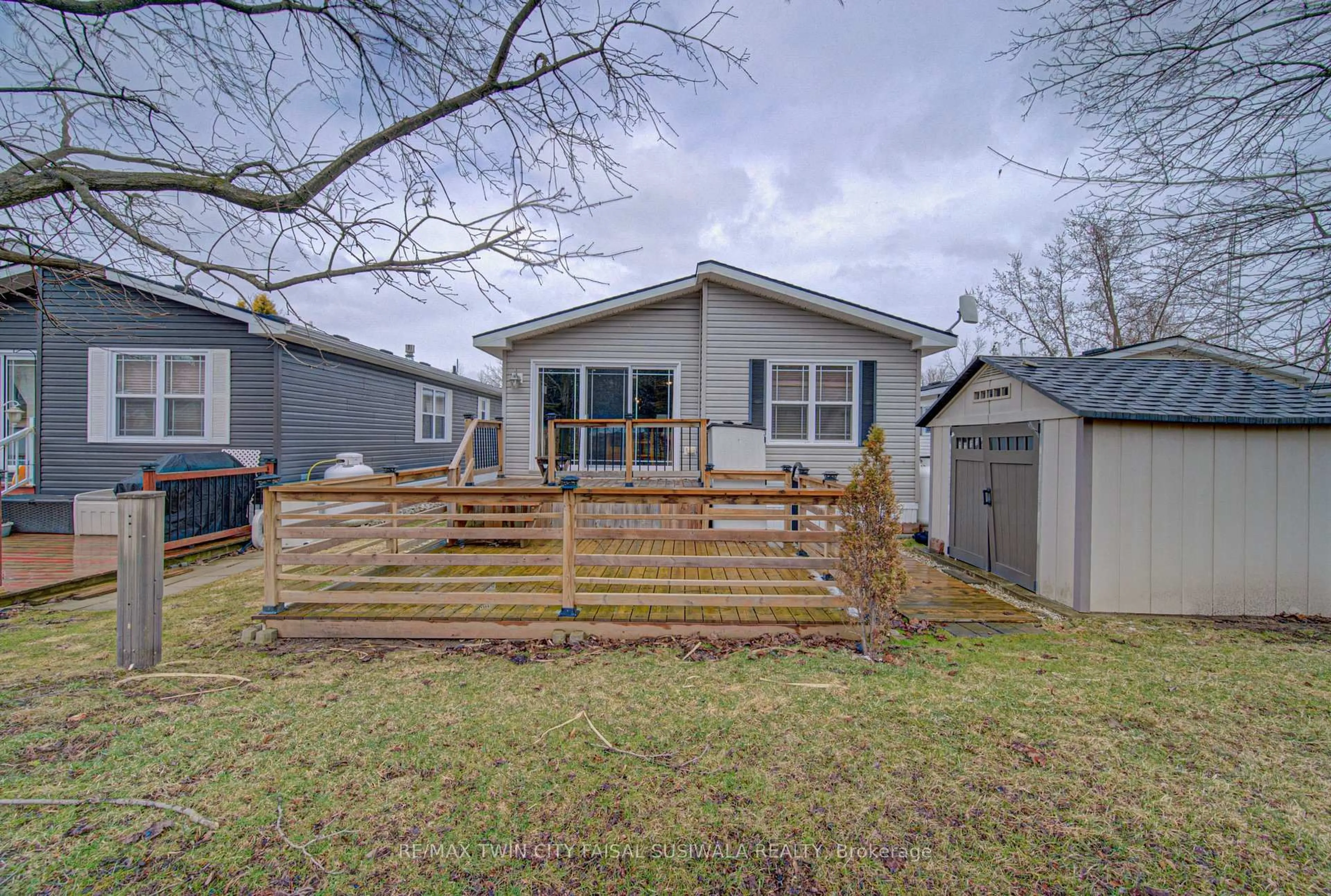 Unknown for 1429 SHEFFIELD Rd #11, Hamilton Ontario N1R 8B2