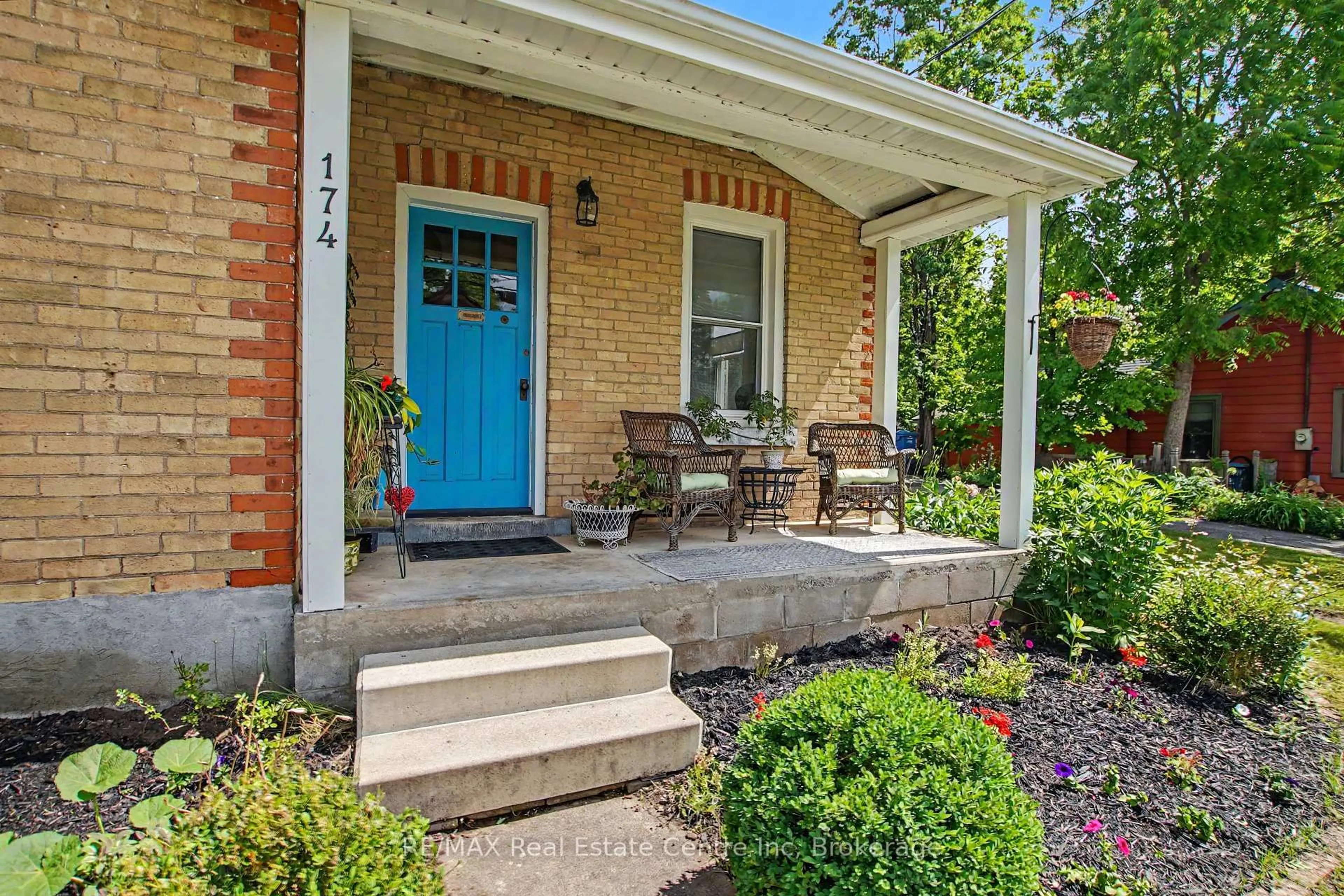 Unknown for 174 Neeve St, Guelph Ontario N1E 5S4