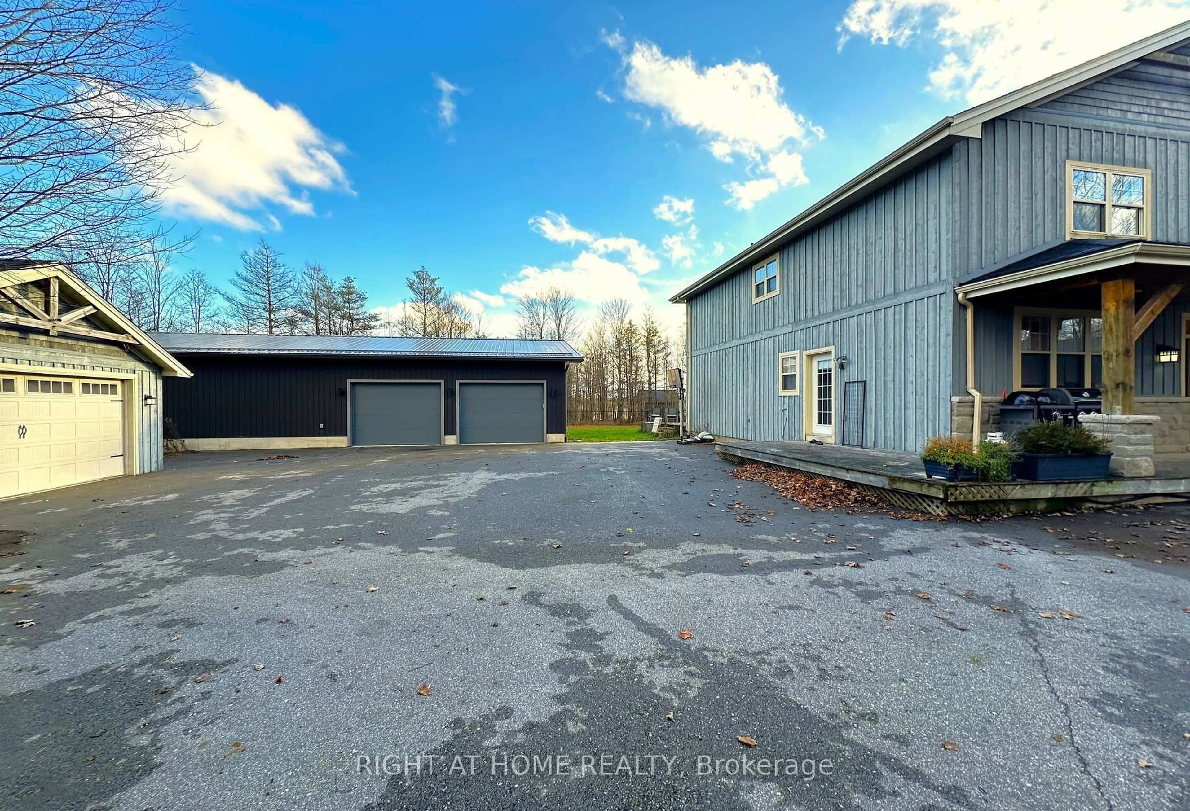 A pic from outside/outdoor area/front of a property/back of a property/a pic from drone, building for 129 Blue Jay Cres, Grey Highlands Ontario N0C 1H0