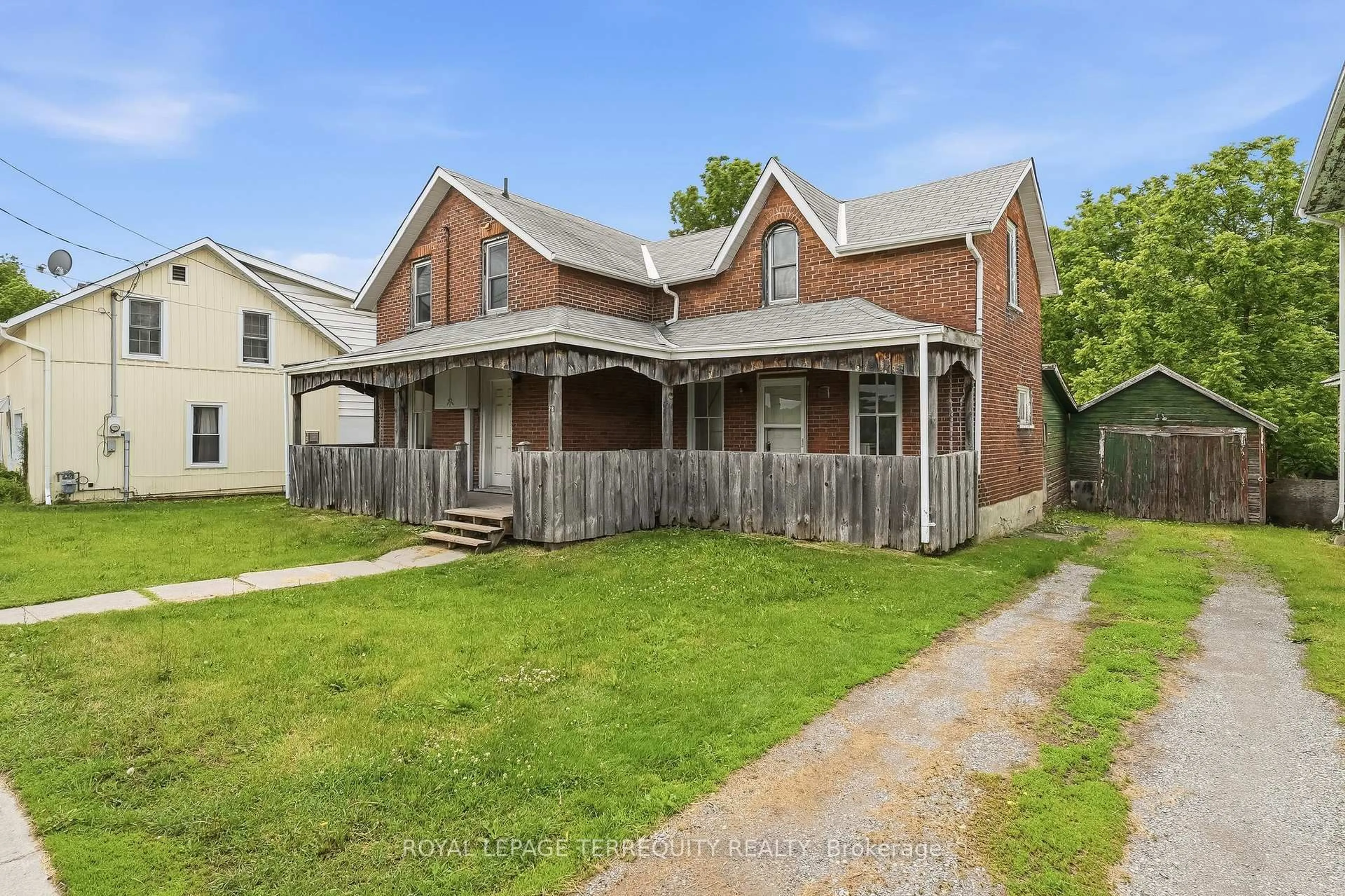 A pic from outside/outdoor area/front of a property/back of a property/a pic from drone, street for 76 Grand Rd, Trent Hills Ontario K0L 1L0
